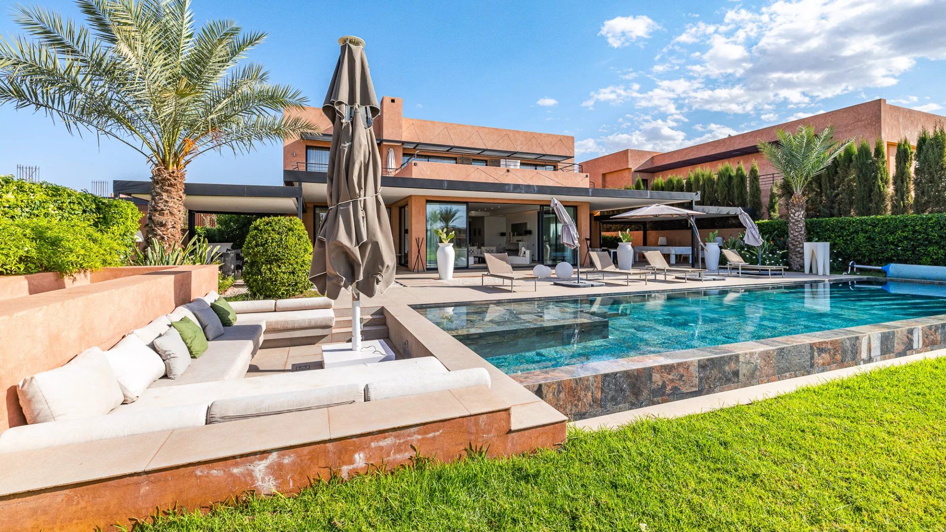 Louer Villa 8 pièces 550 m² Marrakech