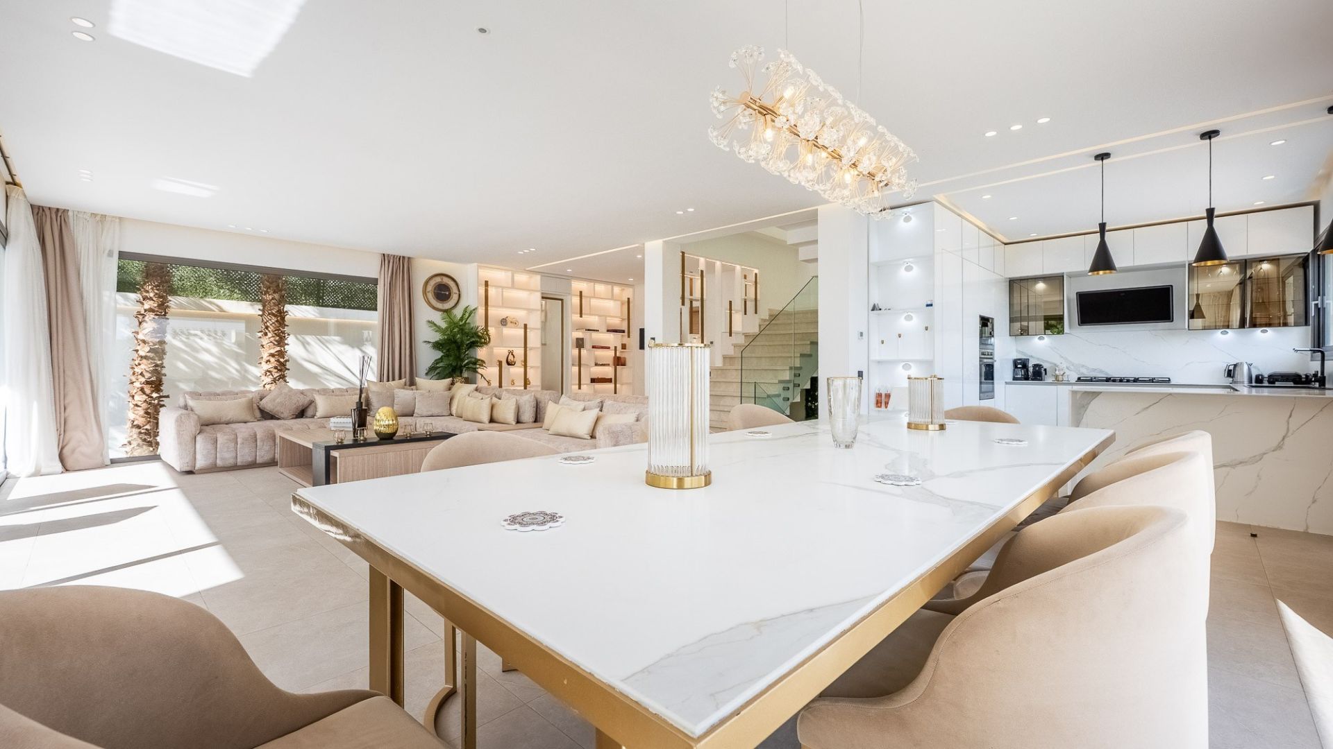 Louer Villa 6 pièces 450 m² Marrakech