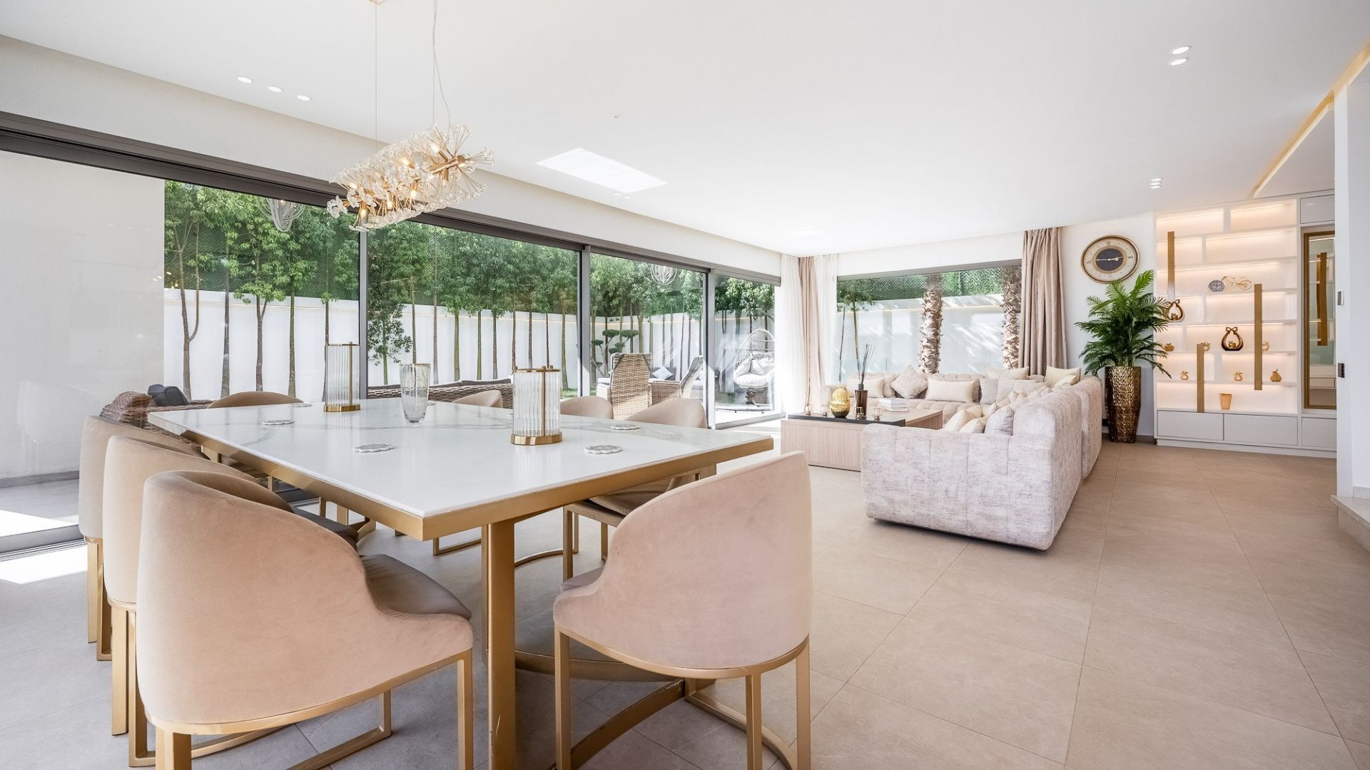 Louer Villa 6 pièces 450 m² Marrakech