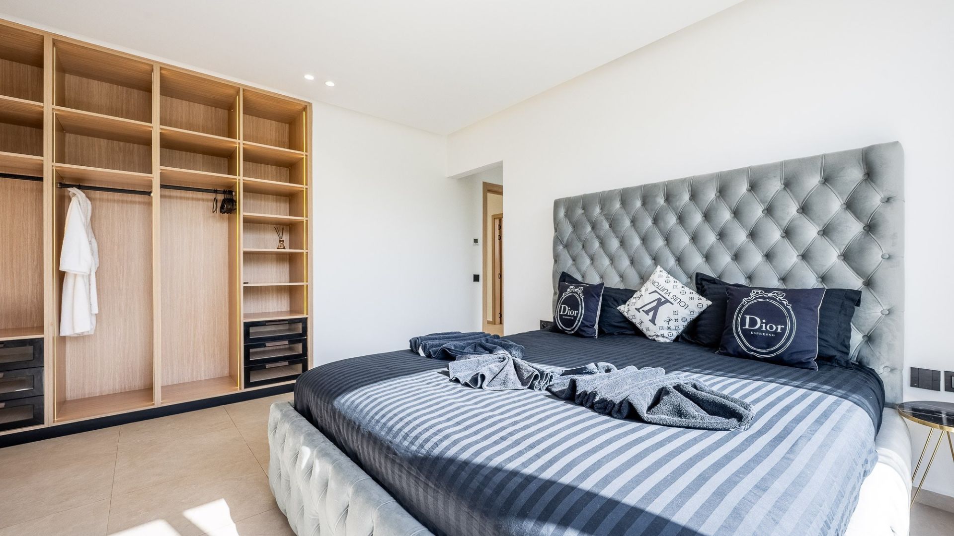 Louer Villa 6 pièces 450 m² Marrakech