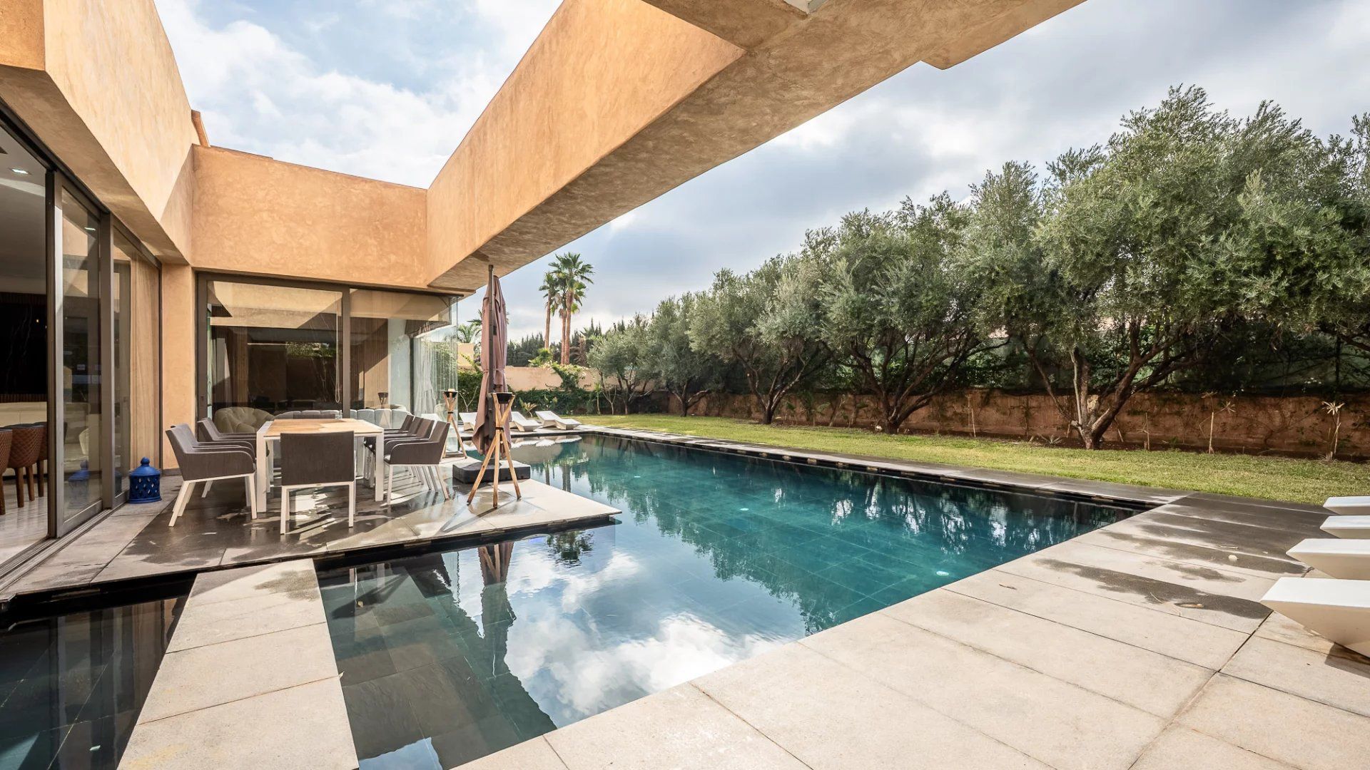 Louer Villa 9&nbsp;pièces 550&nbsp;m² Marrakech