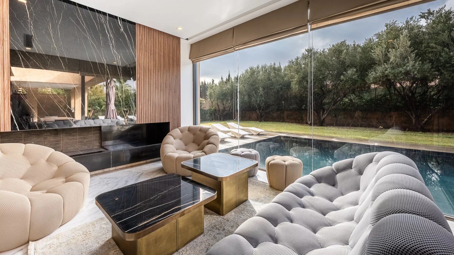Louer Villa 9&nbsp;pièces 550&nbsp;m² Marrakech