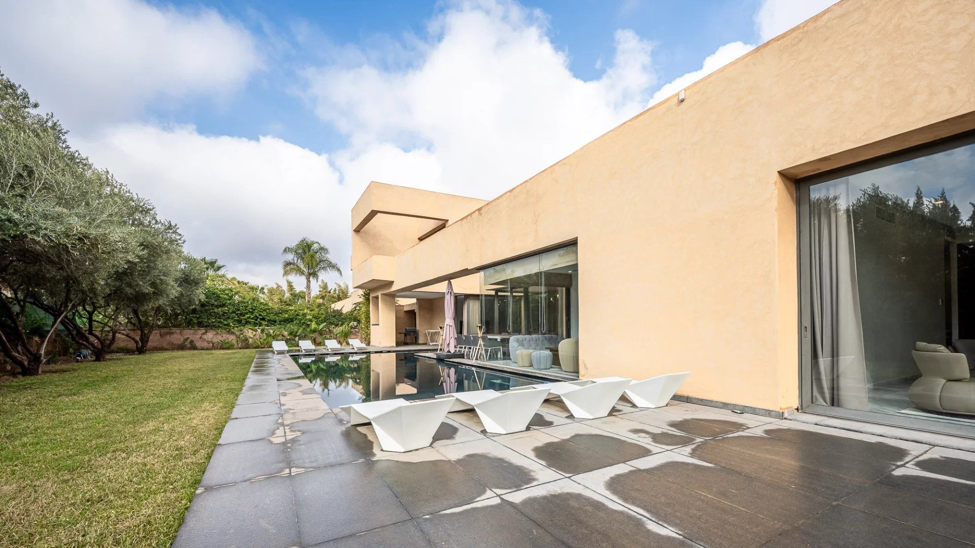 Louer Villa 9&nbsp;pièces 550&nbsp;m² Marrakech