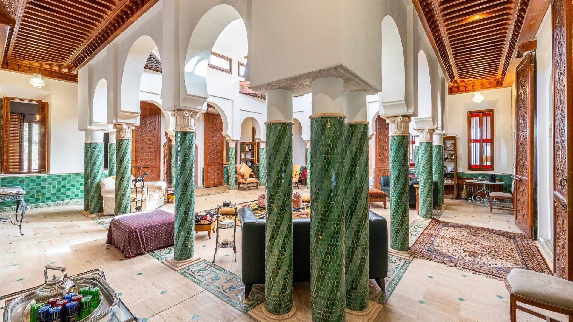 Louer Villa 6 pièces 300 m² Marrakech