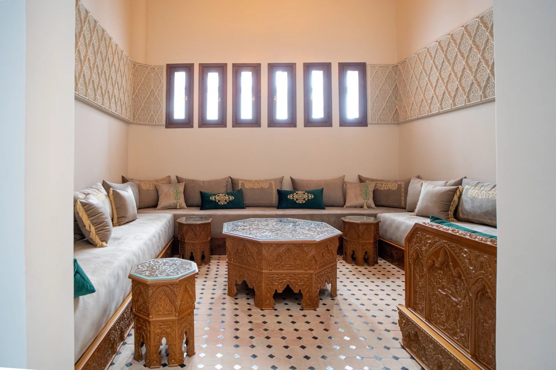 Acheter Riad 13&nbsp;pièces 700&nbsp;m² Tanger