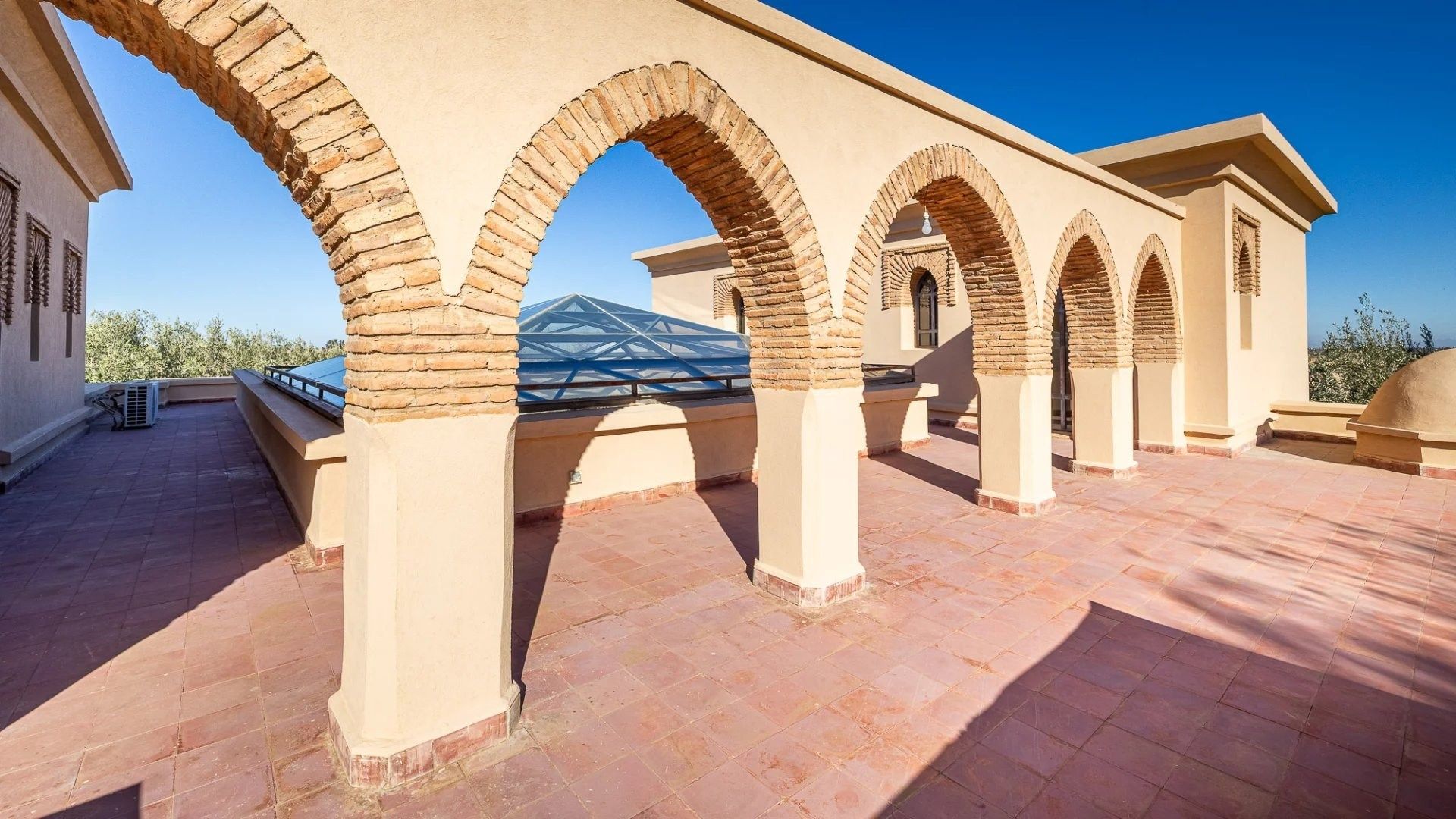 Louer Villa 12&nbsp;pièces 450&nbsp;m² Marrakech