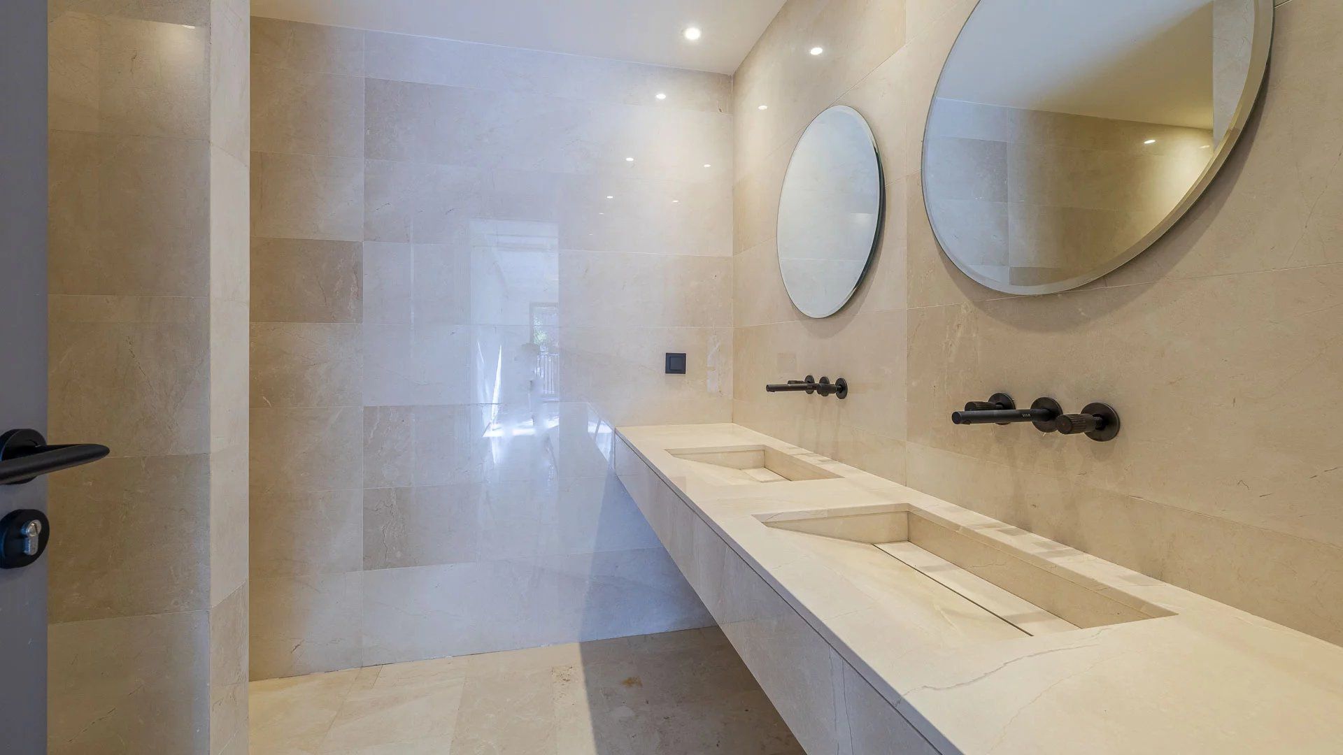 Louer Appartement 4&nbsp;pièces 150&nbsp;m² Marrakech