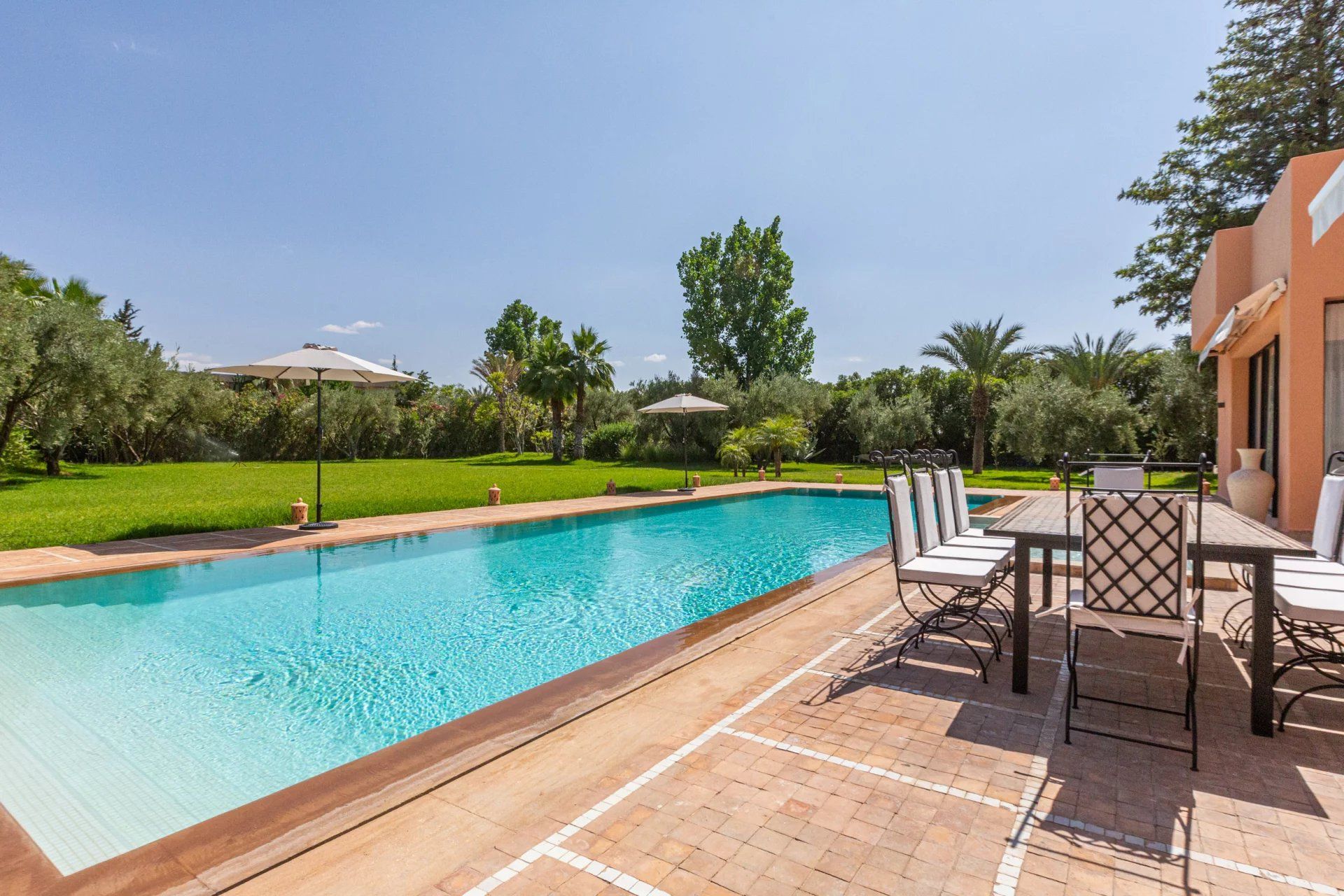 Louer Villa 7&nbsp;pièces 370&nbsp;m² Marrakech