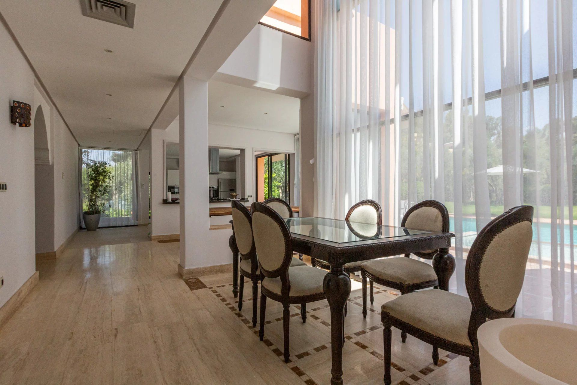 Louer Villa 7&nbsp;pièces 370&nbsp;m² Marrakech