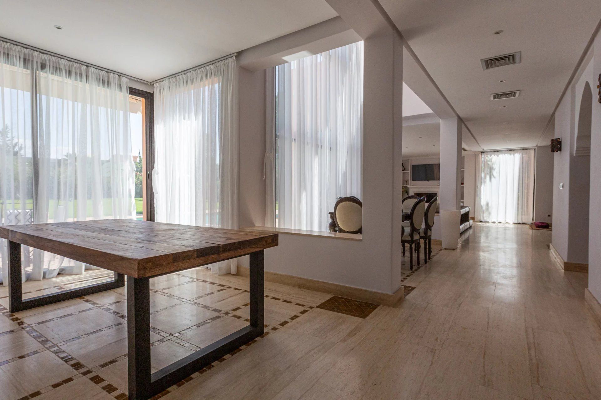 Louer Villa 7&nbsp;pièces 370&nbsp;m² Marrakech