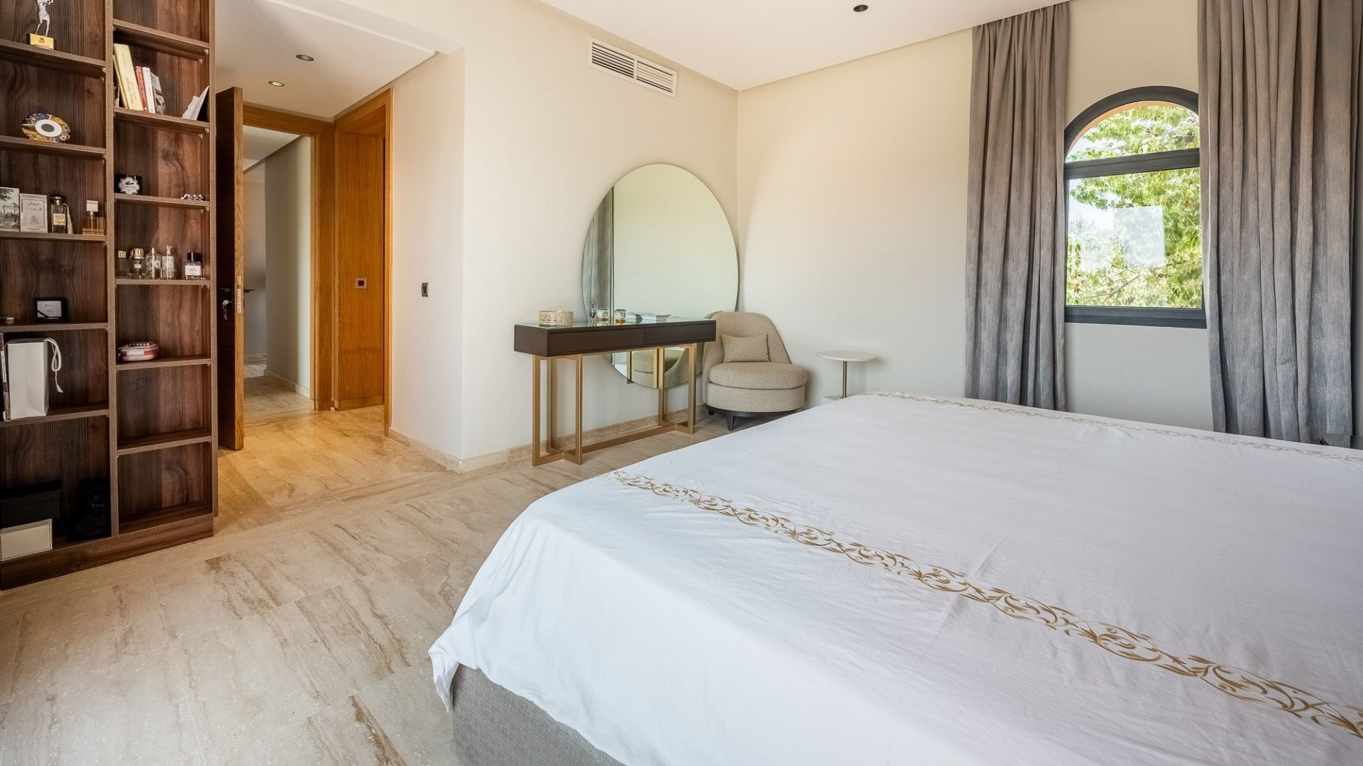 Buy Villa 8&nbsp;rooms 380&nbsp;m² Marrakech