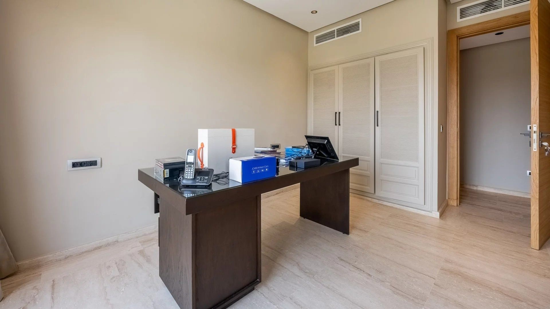 Buy Villa 8&nbsp;rooms 380&nbsp;m² Marrakech