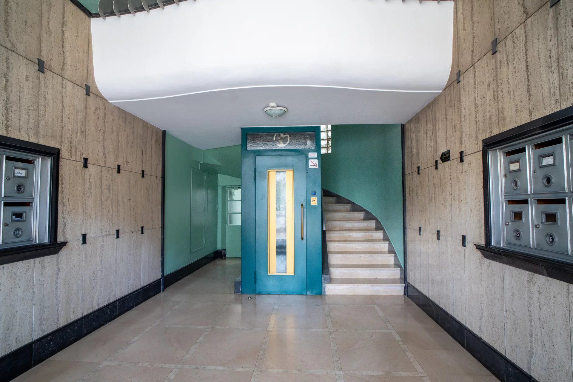 Acheter Immeuble 1650&nbsp;m² Tanger