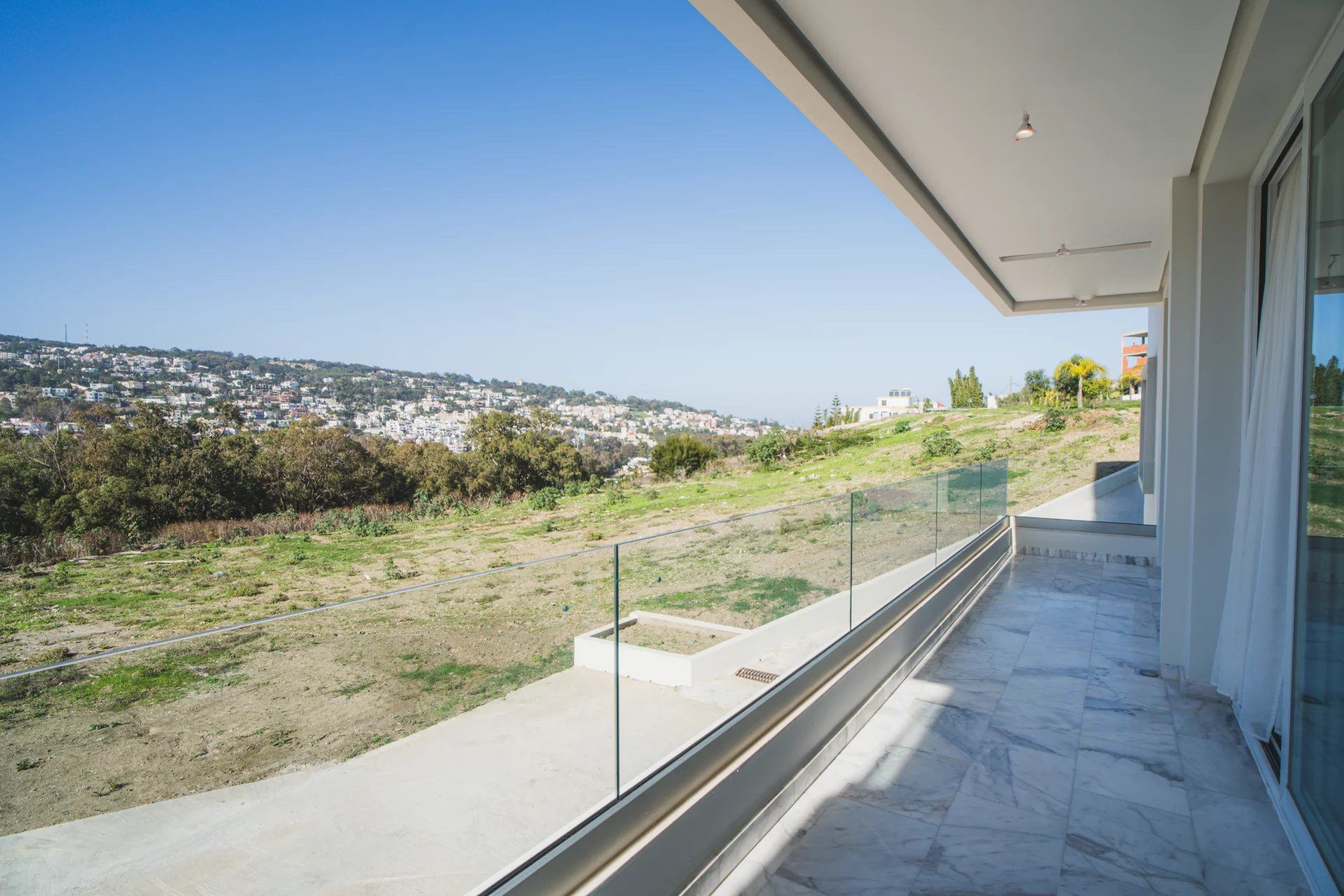 Louer Appartement 3&nbsp;pièces 215&nbsp;m² Tanger