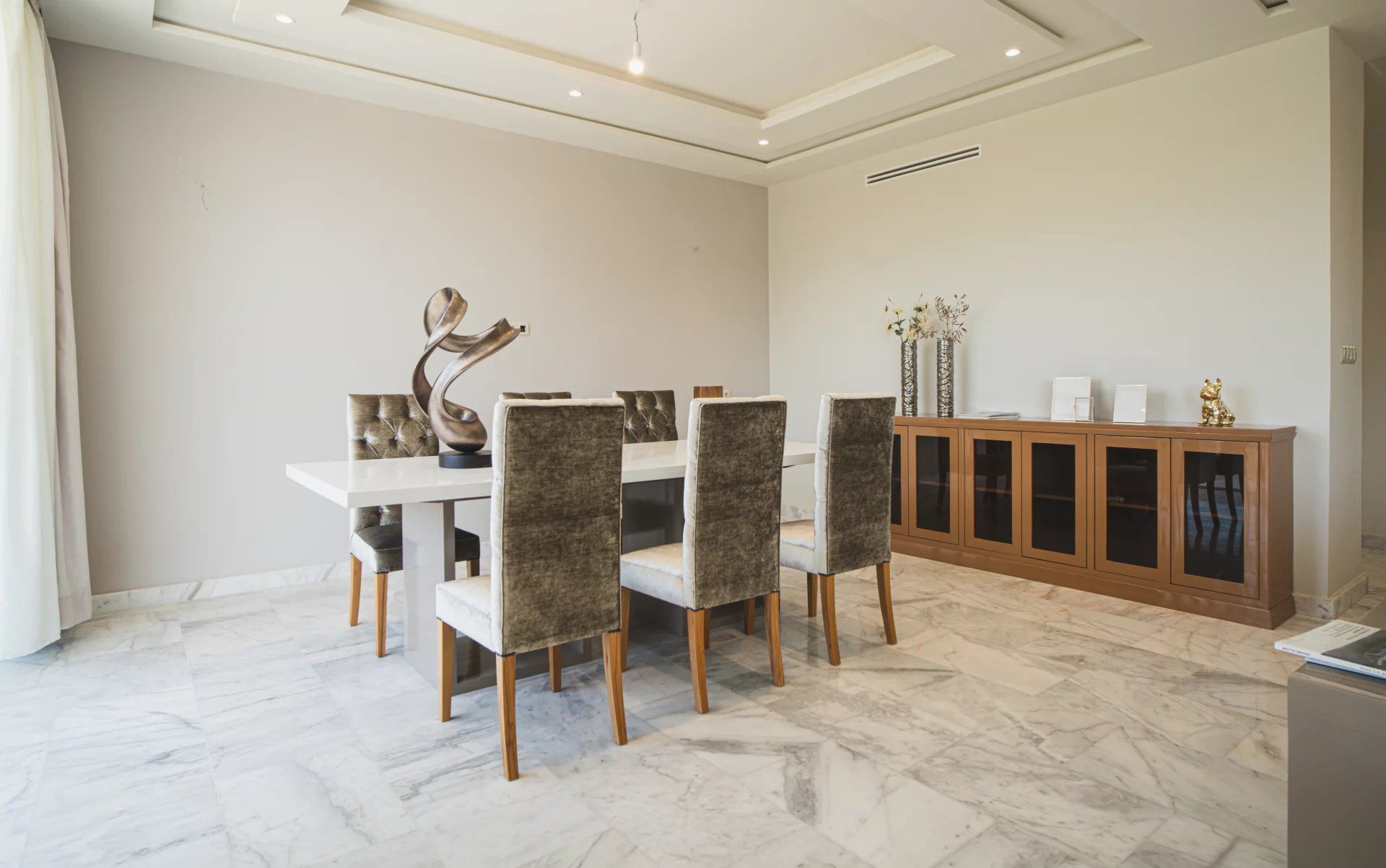 Louer Appartement 3&nbsp;pièces 215&nbsp;m² Tanger