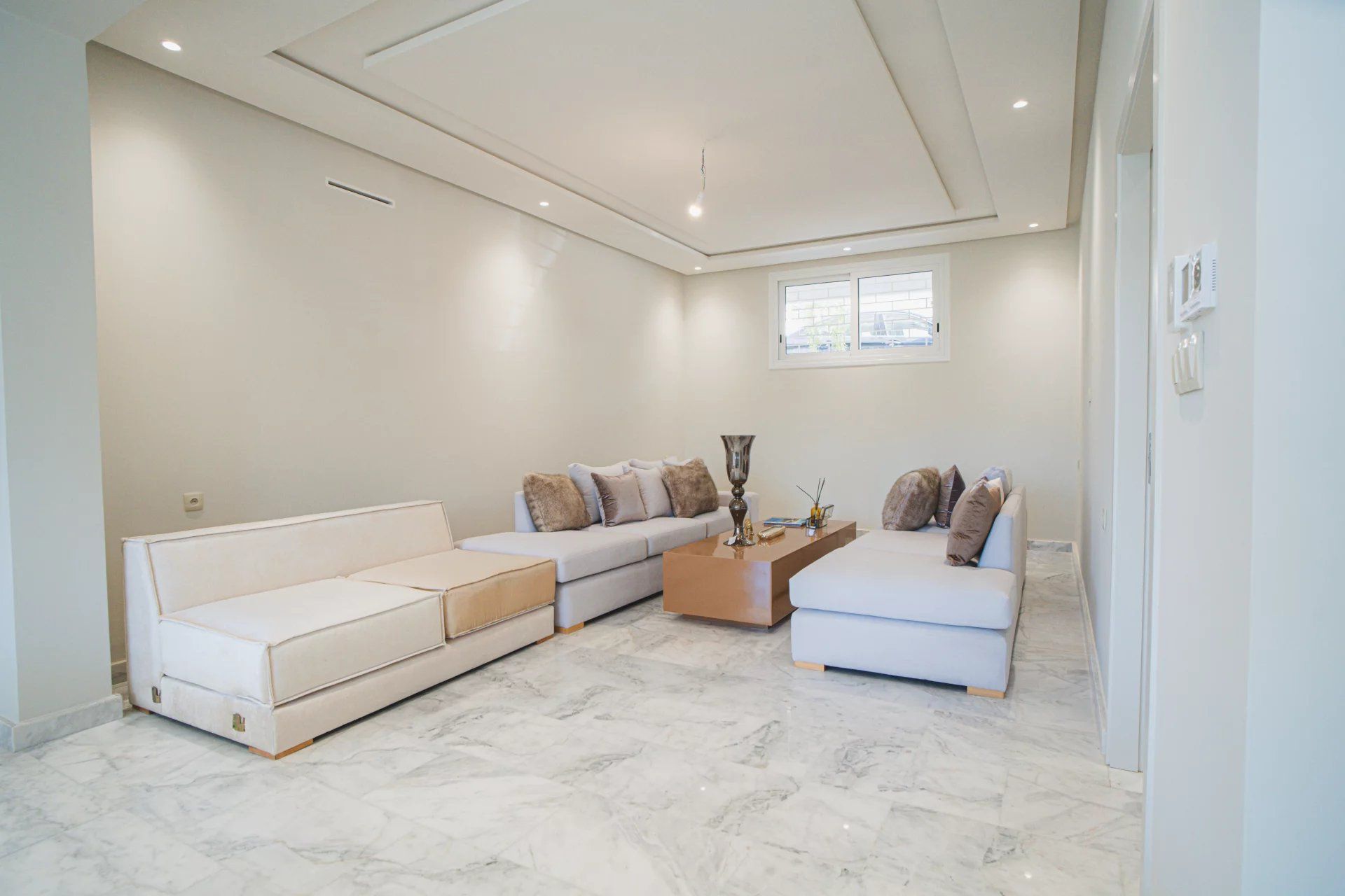 Louer Appartement 3&nbsp;pièces 215&nbsp;m² Tanger