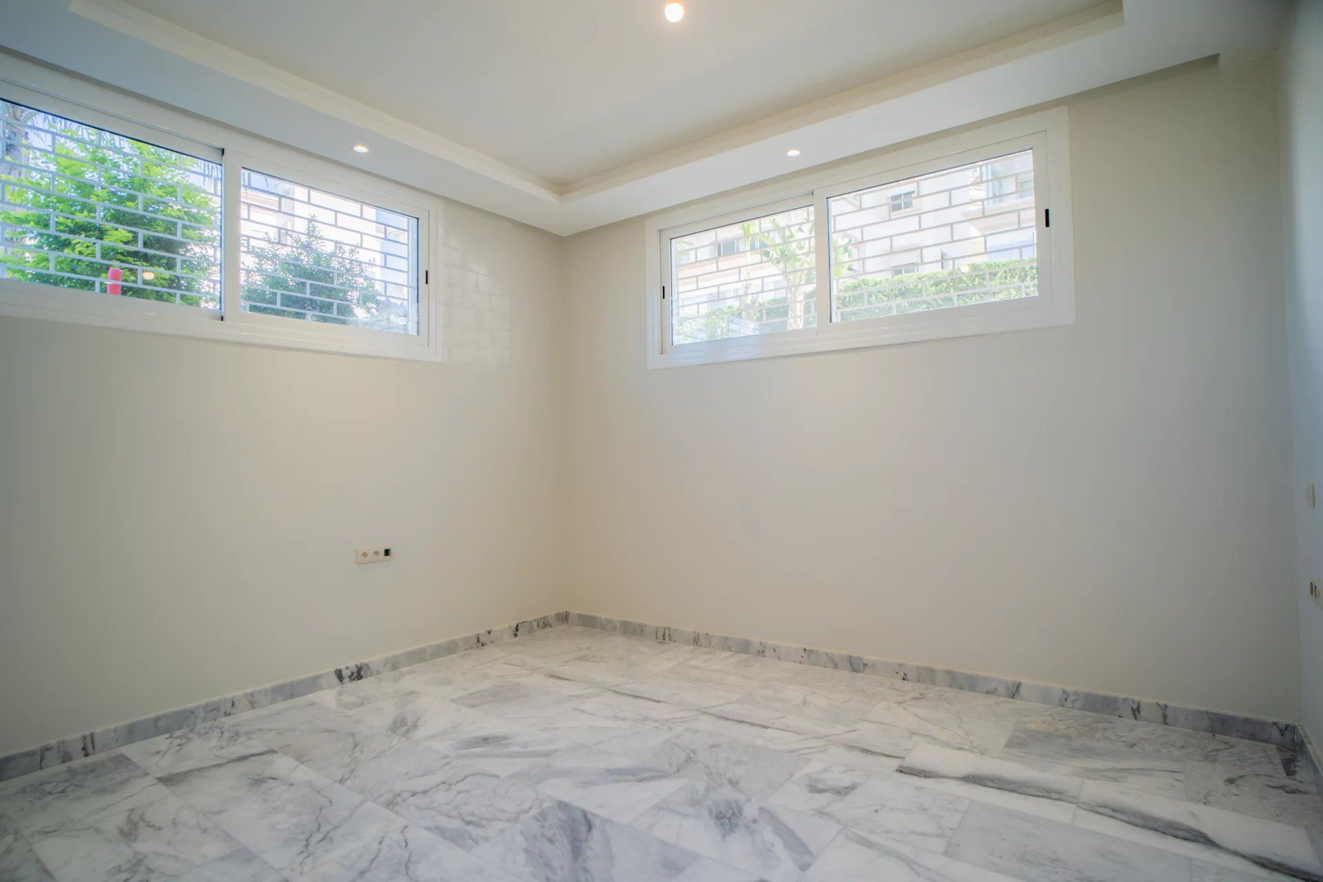 Louer Appartement 3&nbsp;pièces 215&nbsp;m² Tanger