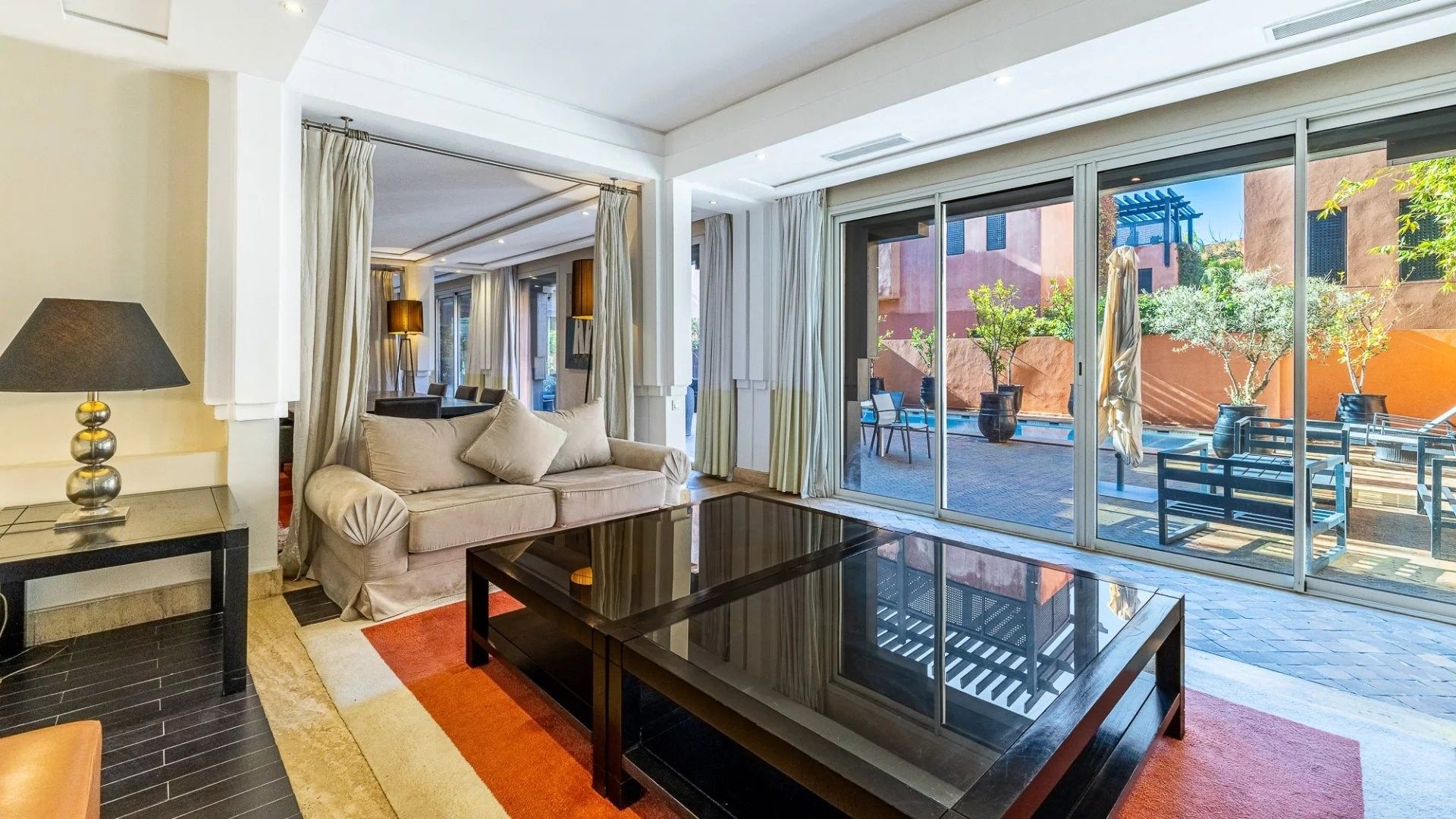 Buy Villa 10&nbsp;rooms 450&nbsp;m² Marrakech