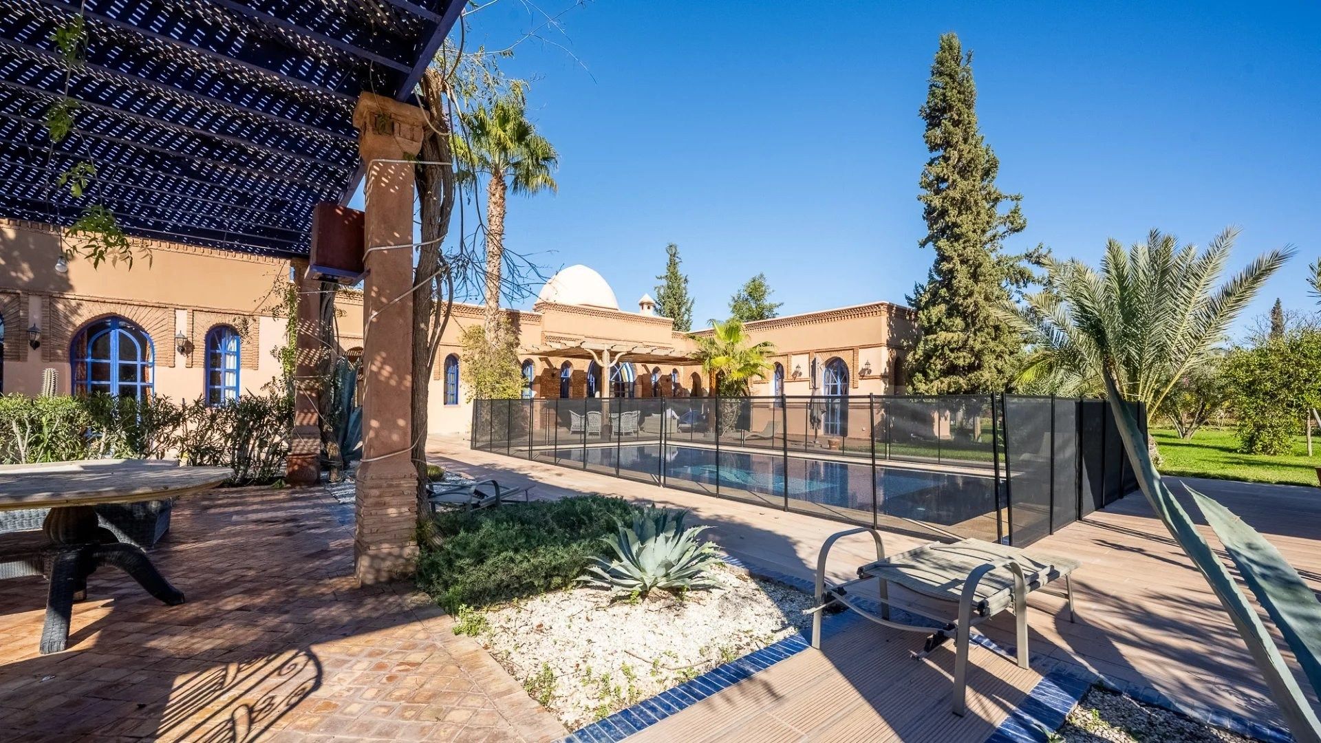Buy Villa 6&nbsp;rooms 300&nbsp;m² Marrakech