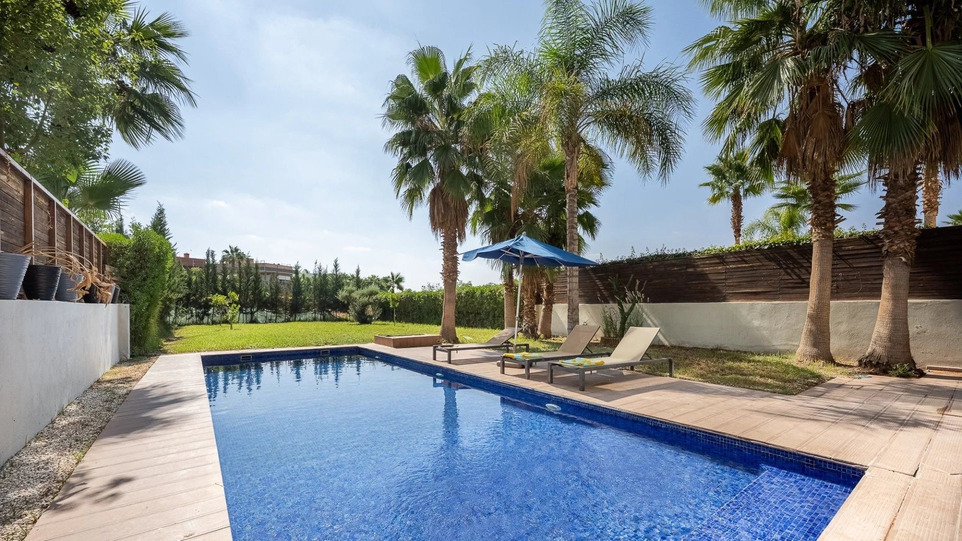 Louer Villa 6&nbsp;pièces 240&nbsp;m² Marrakech