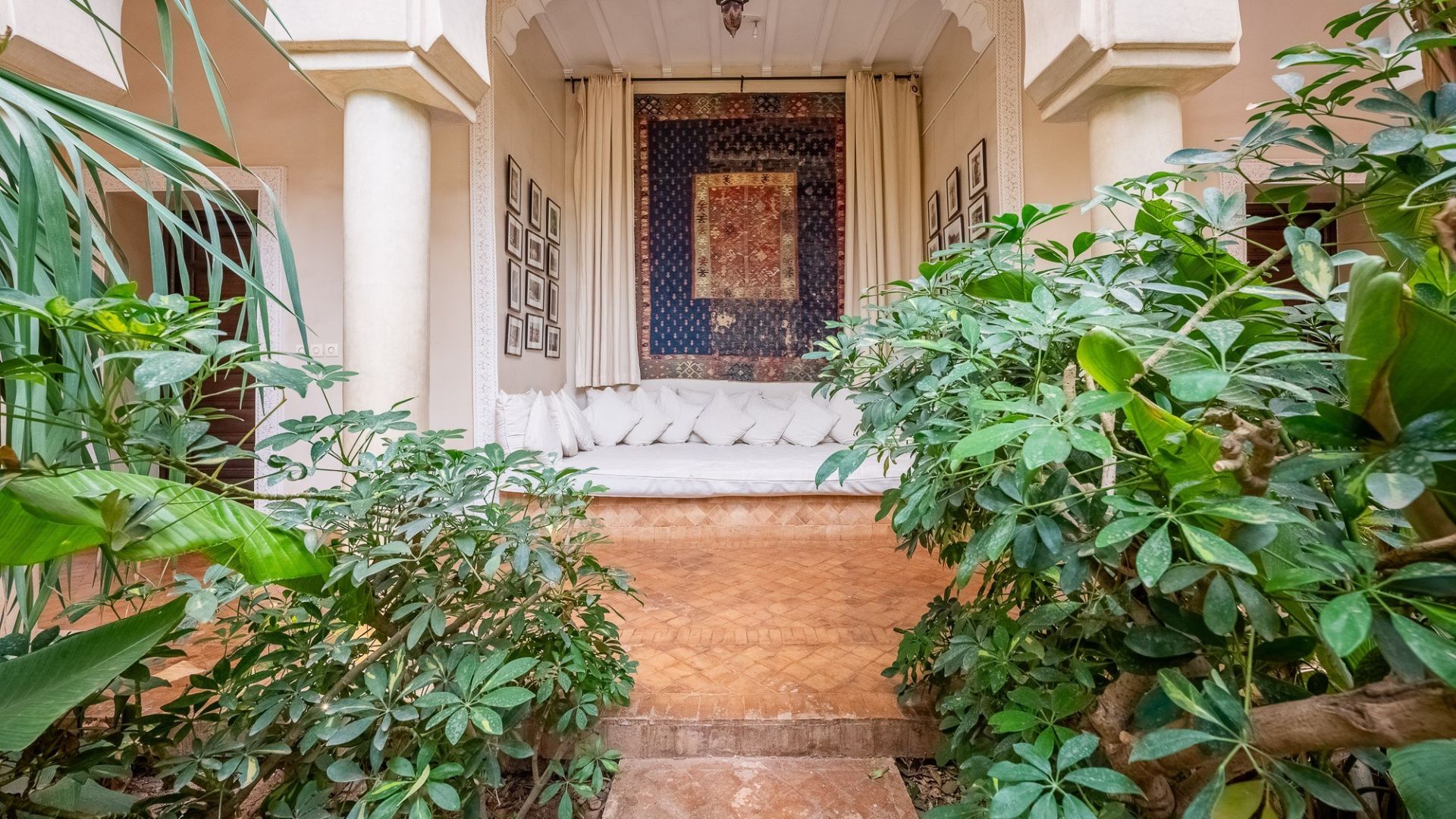 Buy Villa 16&nbsp;rooms 950&nbsp;m² Marrakech