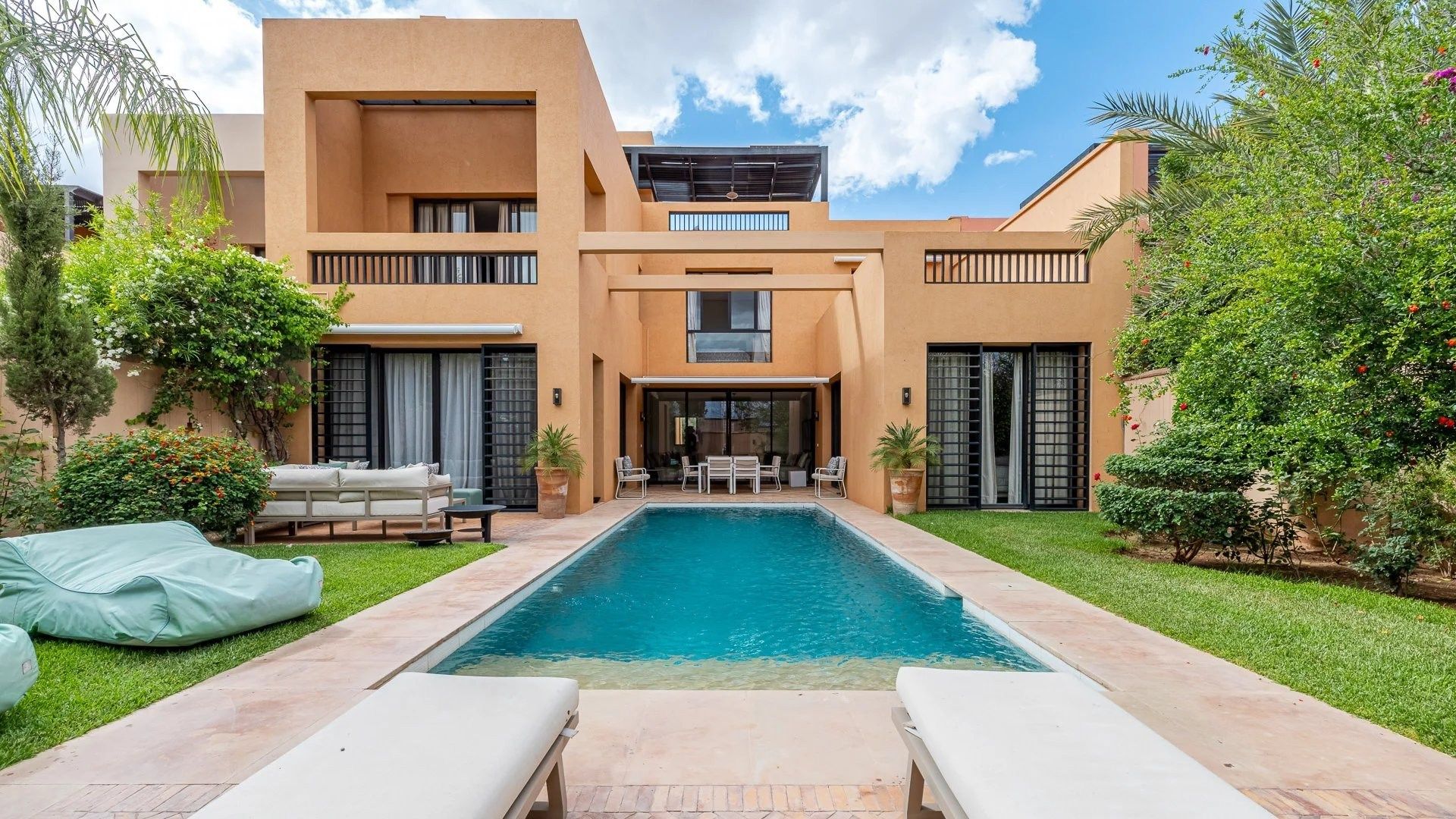 Rent Villa 5&nbsp;rooms 340&nbsp;m² Marrakech