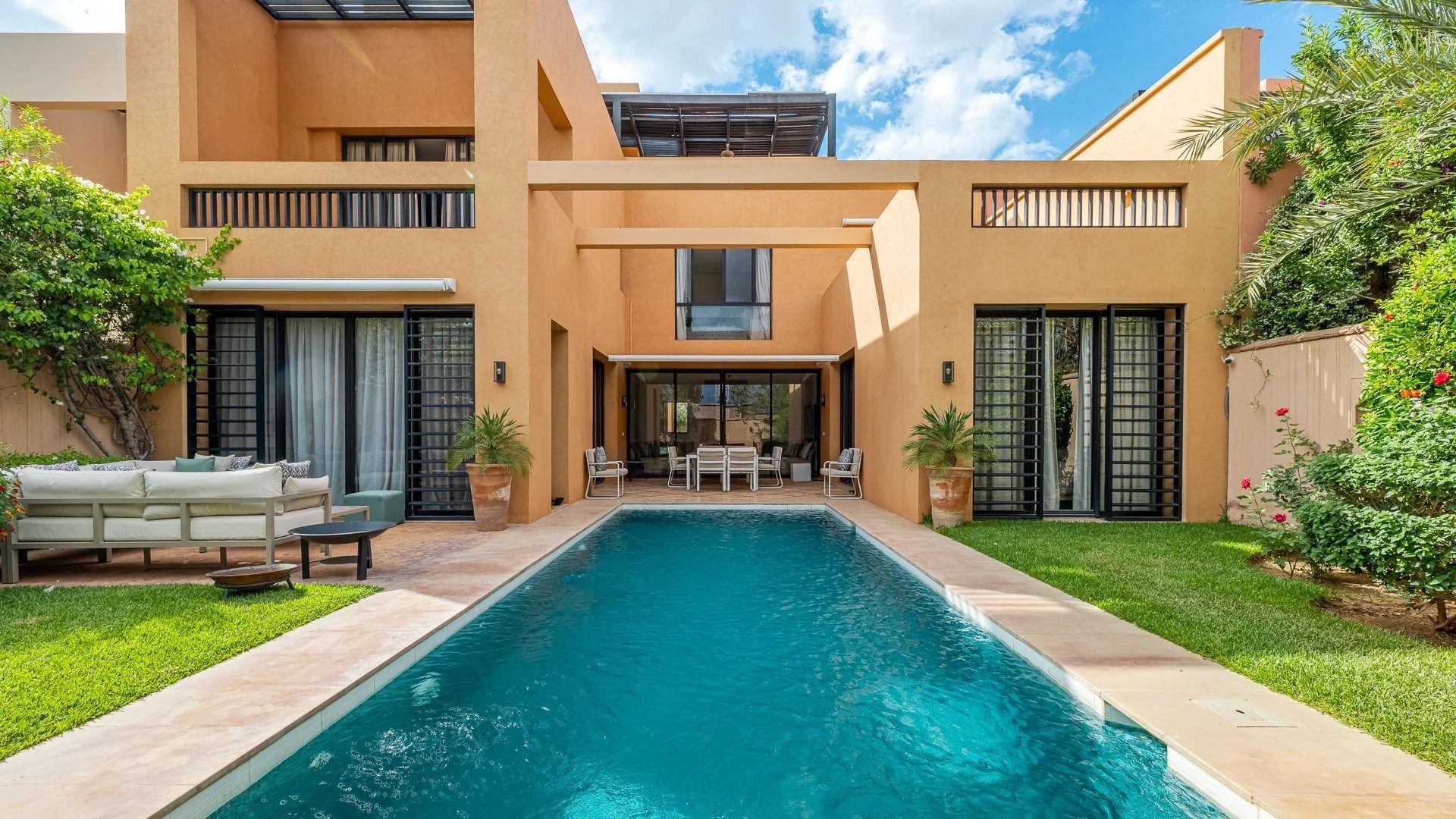 Rent Villa 5&nbsp;rooms 340&nbsp;m² Marrakech