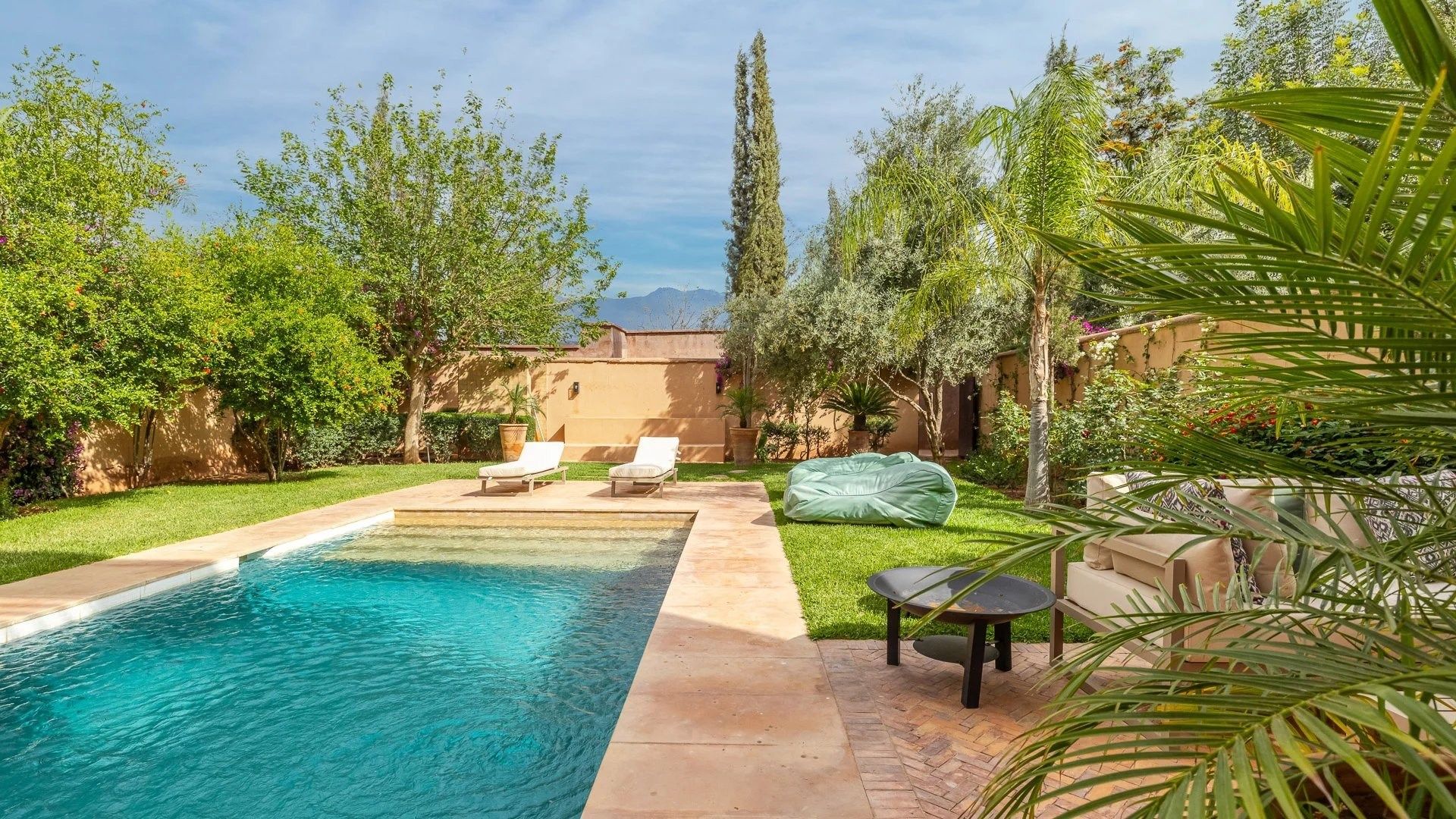 Rent Villa 5&nbsp;rooms 340&nbsp;m² Marrakech