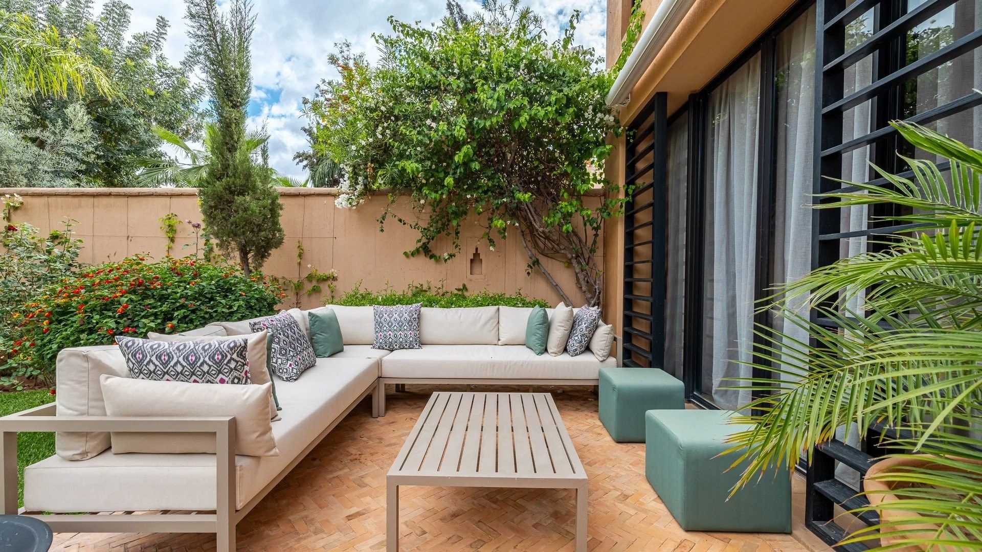 Rent Villa 5&nbsp;rooms 340&nbsp;m² Marrakech