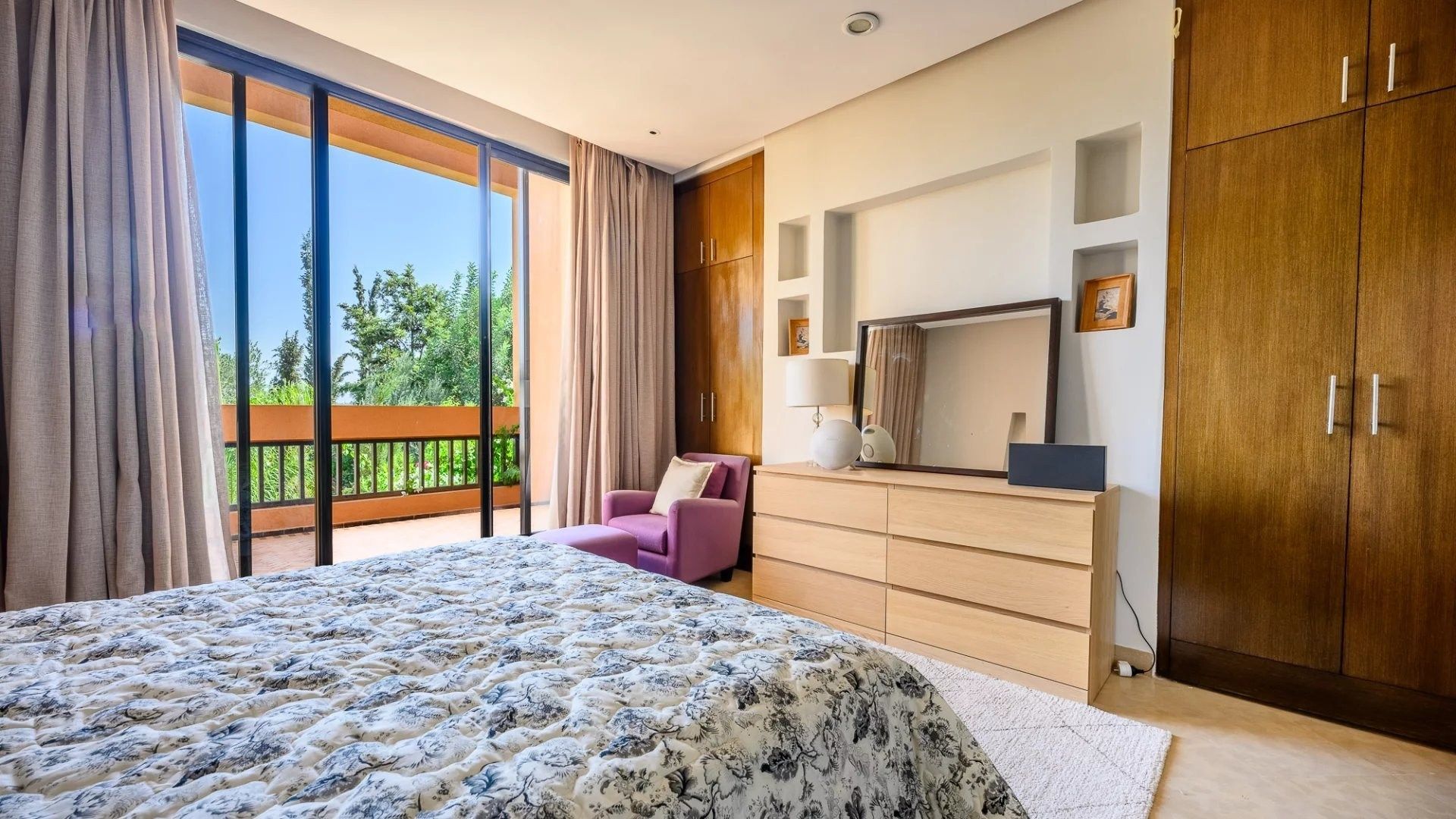 Rent Villa 5&nbsp;rooms 340&nbsp;m² Marrakech