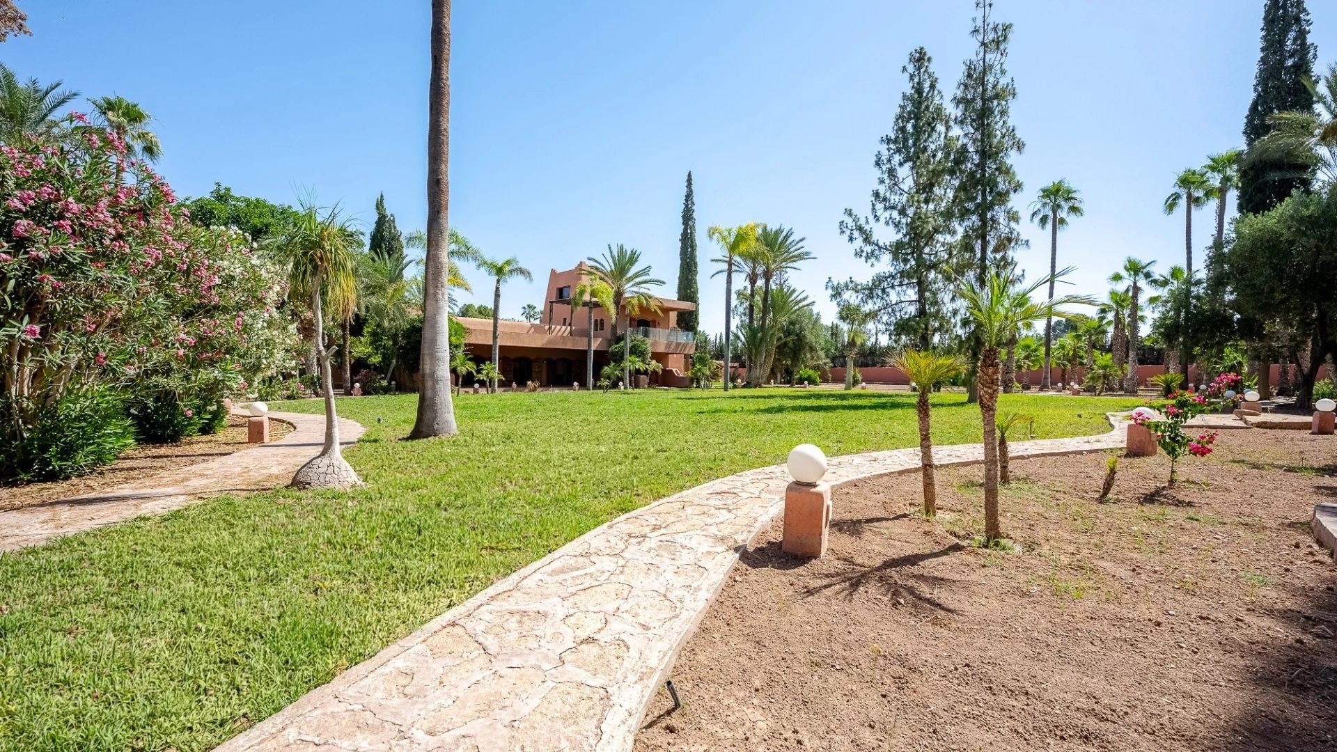 Acheter Villa 8&nbsp;pièces 700&nbsp;m² Marrakech