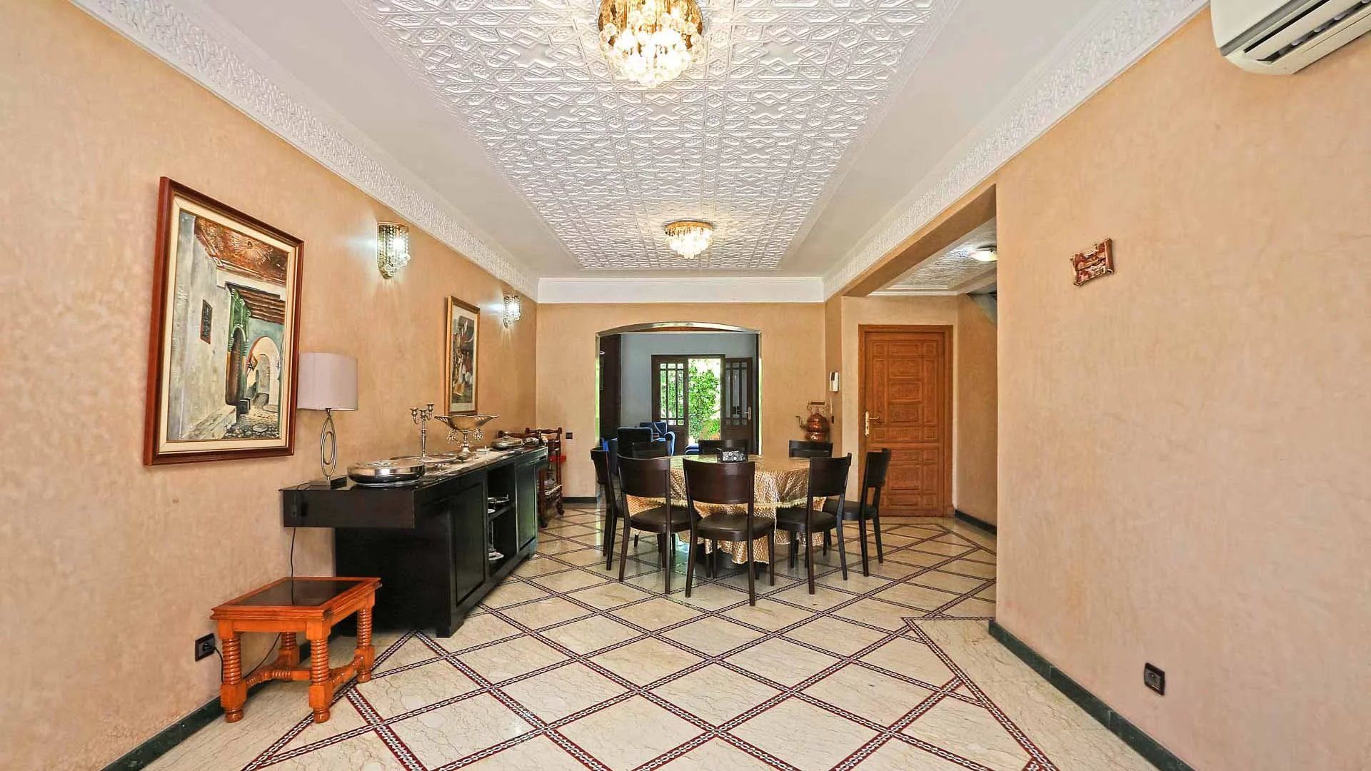 Buy Villa 9&nbsp;rooms 1&nbsp;m² Marrakech