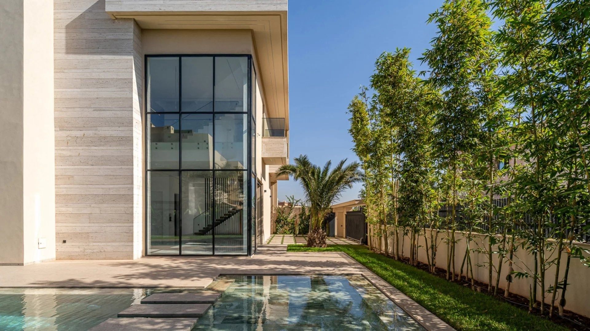 Buy Villa 8&nbsp;rooms 497&nbsp;m² Marrakech