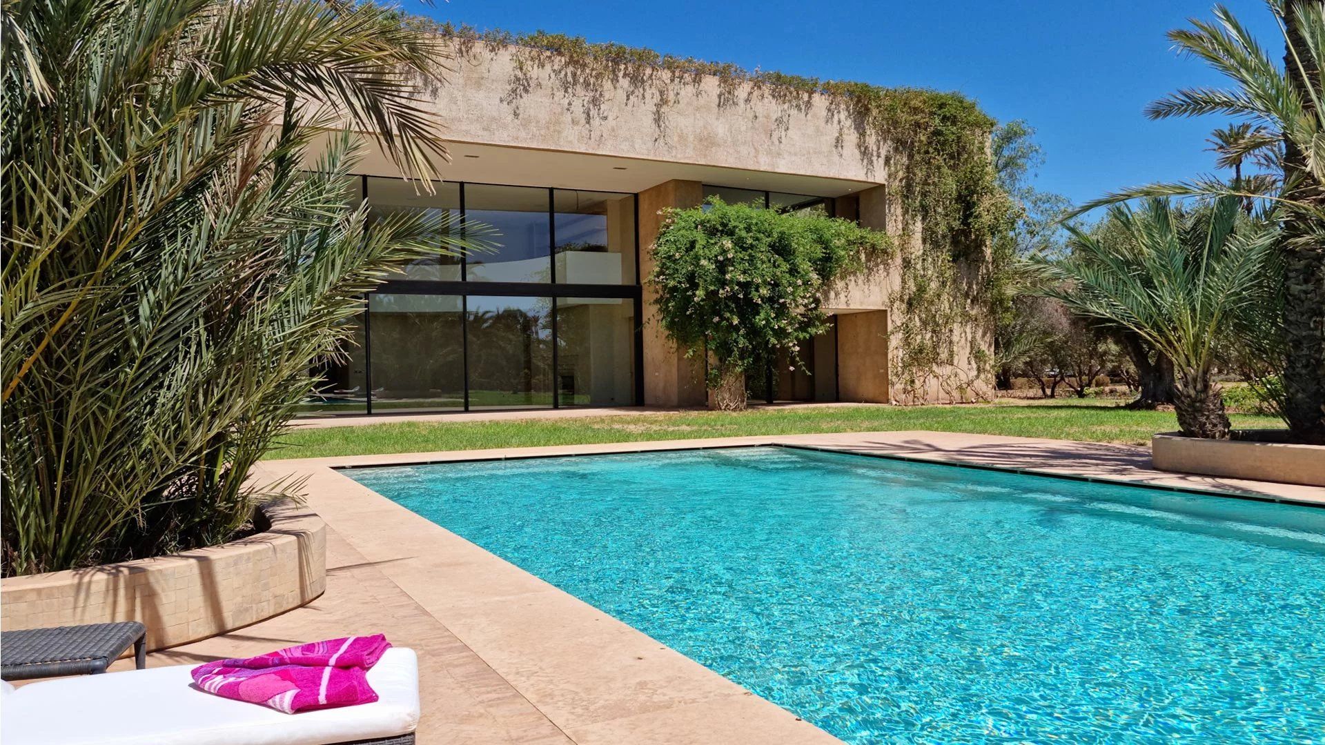 Buy Villa 25&nbsp;rooms 1907&nbsp;m² Marrakech