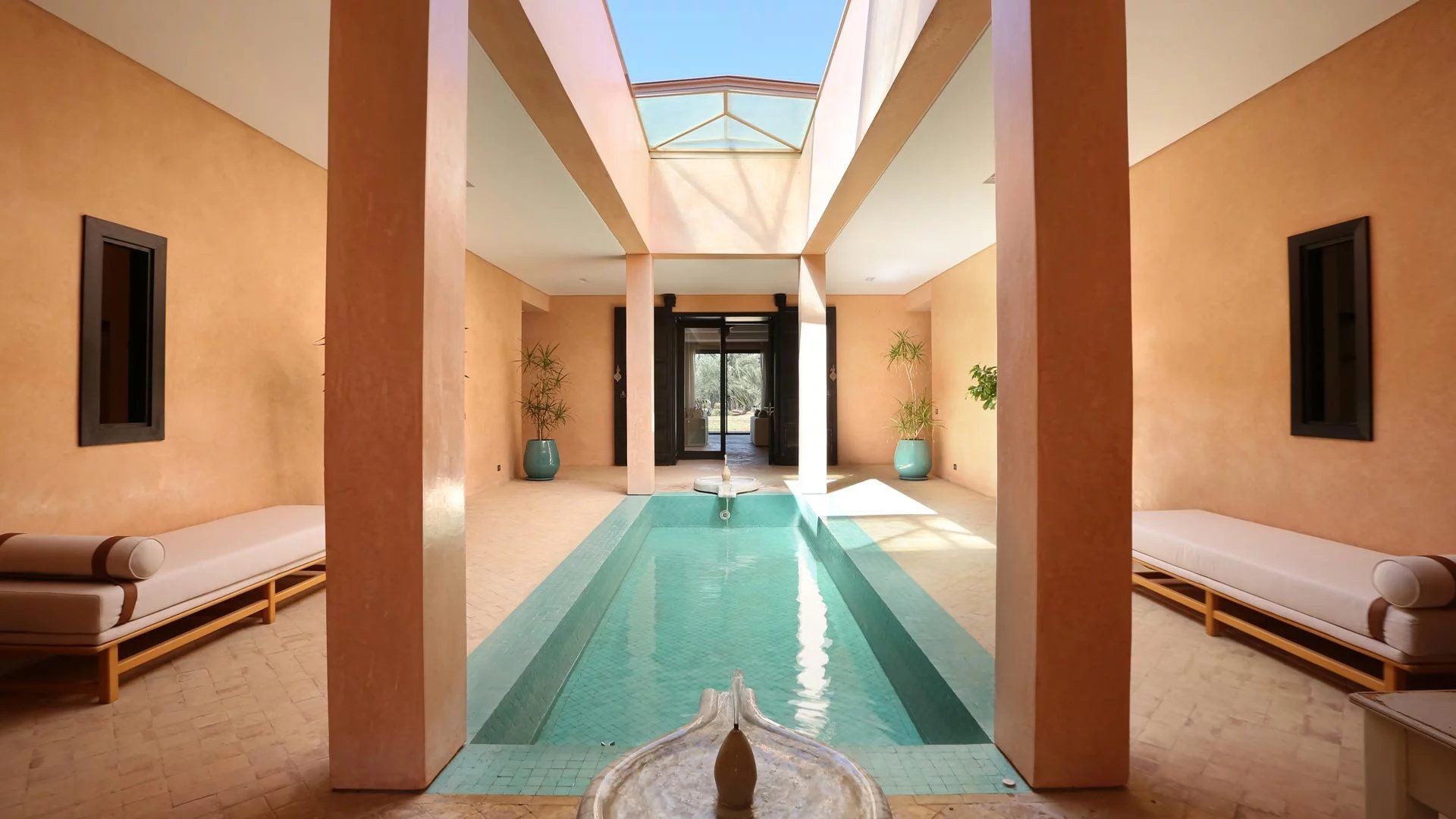 Buy Villa 25&nbsp;rooms 1907&nbsp;m² Marrakech