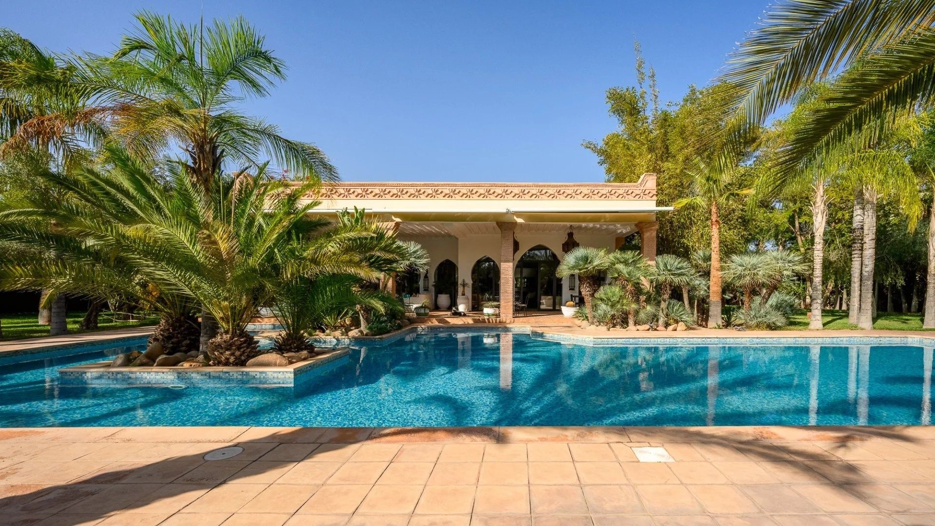 Acheter Villa 12&nbsp;pièces 450&nbsp;m² Marrakech