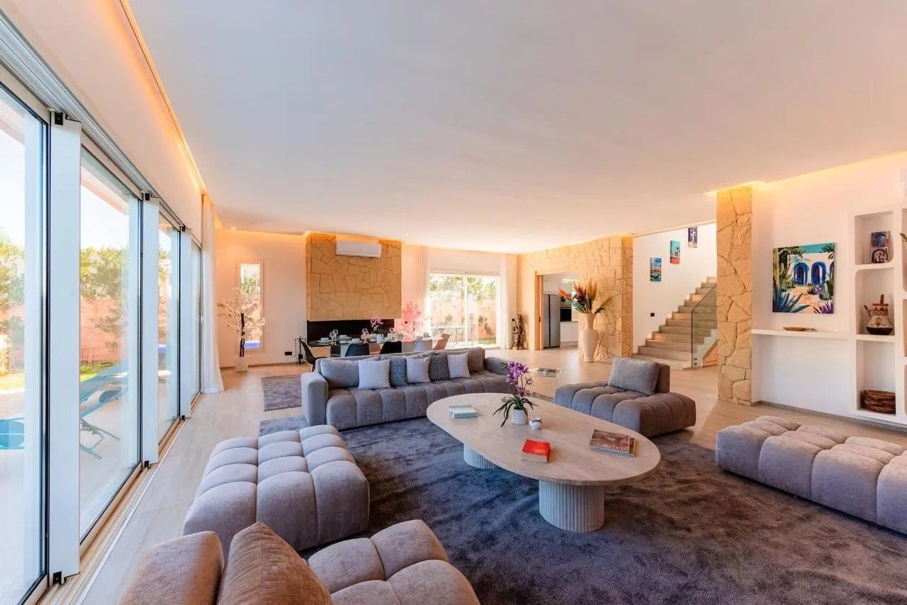 Louer Maison 7&nbsp;pièces 320&nbsp;m² Marrakech