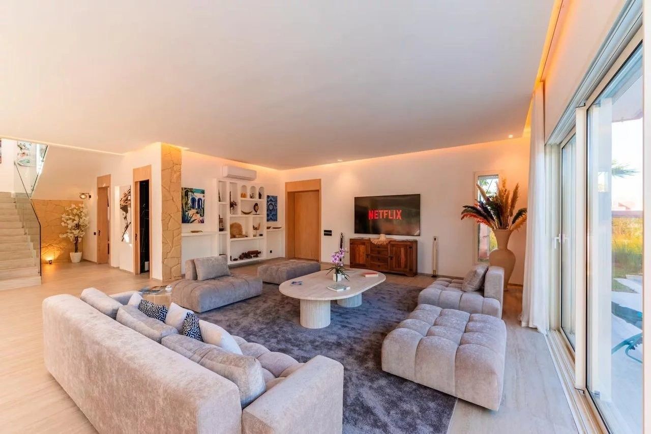 Louer Maison 7&nbsp;pièces 320&nbsp;m² Marrakech