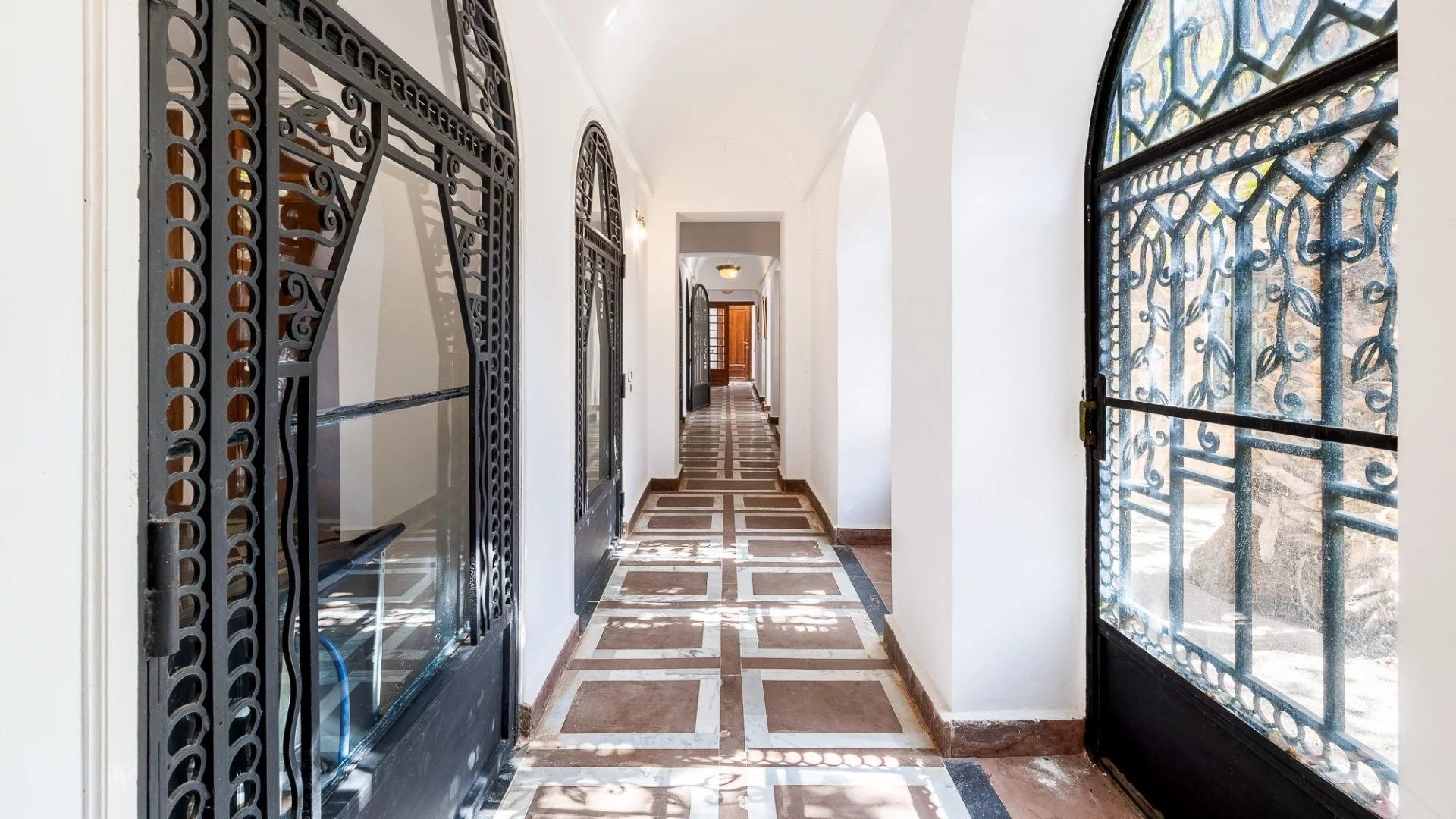 Buy Villa 16&nbsp;rooms 1100&nbsp;m² Marrakech