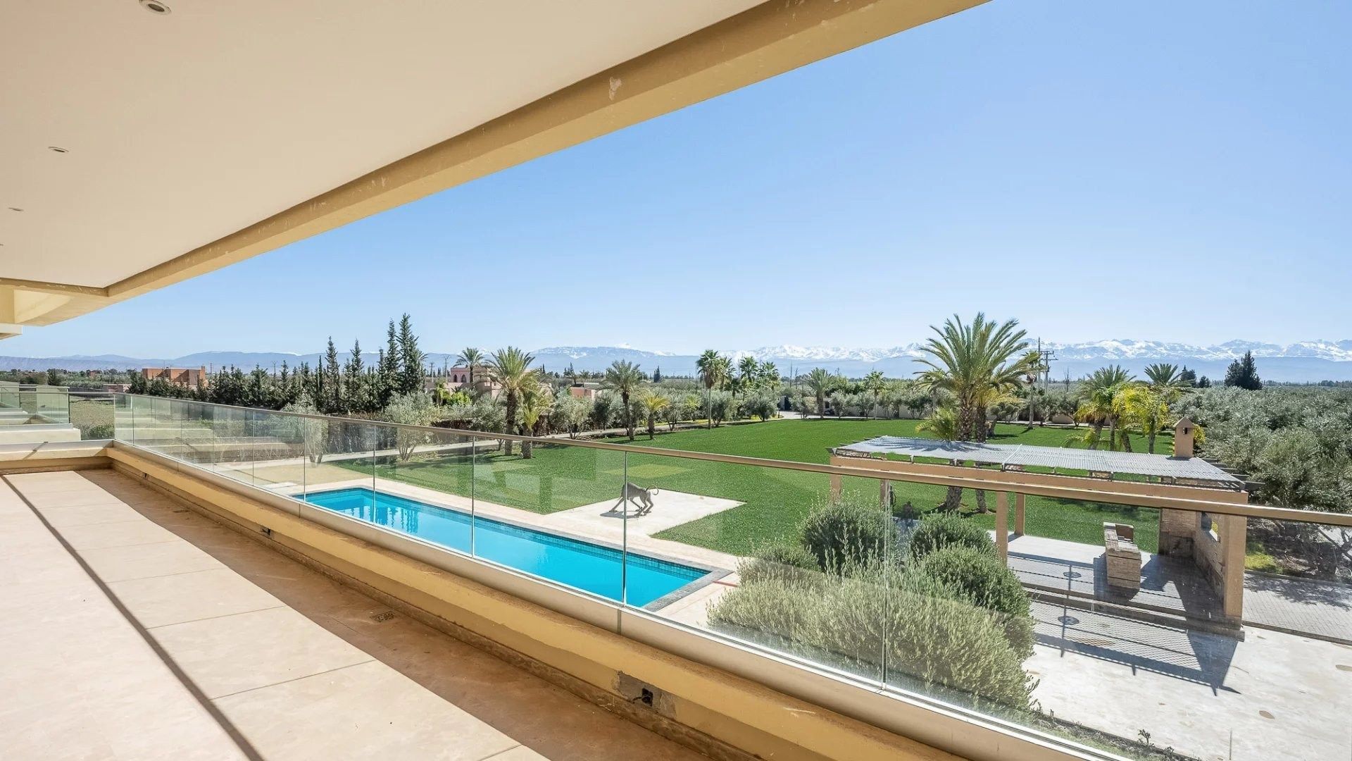 Louer Villa 16&nbsp;pièces 1800&nbsp;m² Marrakech