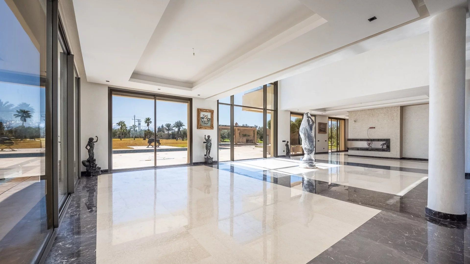 Louer Villa 16&nbsp;pièces 1800&nbsp;m² Marrakech