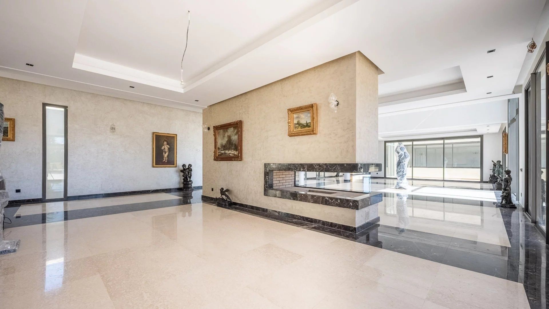 Louer Villa 16&nbsp;pièces 1800&nbsp;m² Marrakech