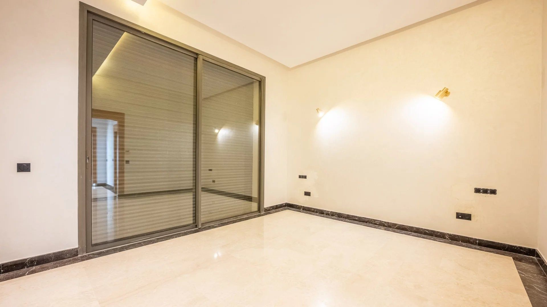 Louer Villa 16&nbsp;pièces 1800&nbsp;m² Marrakech