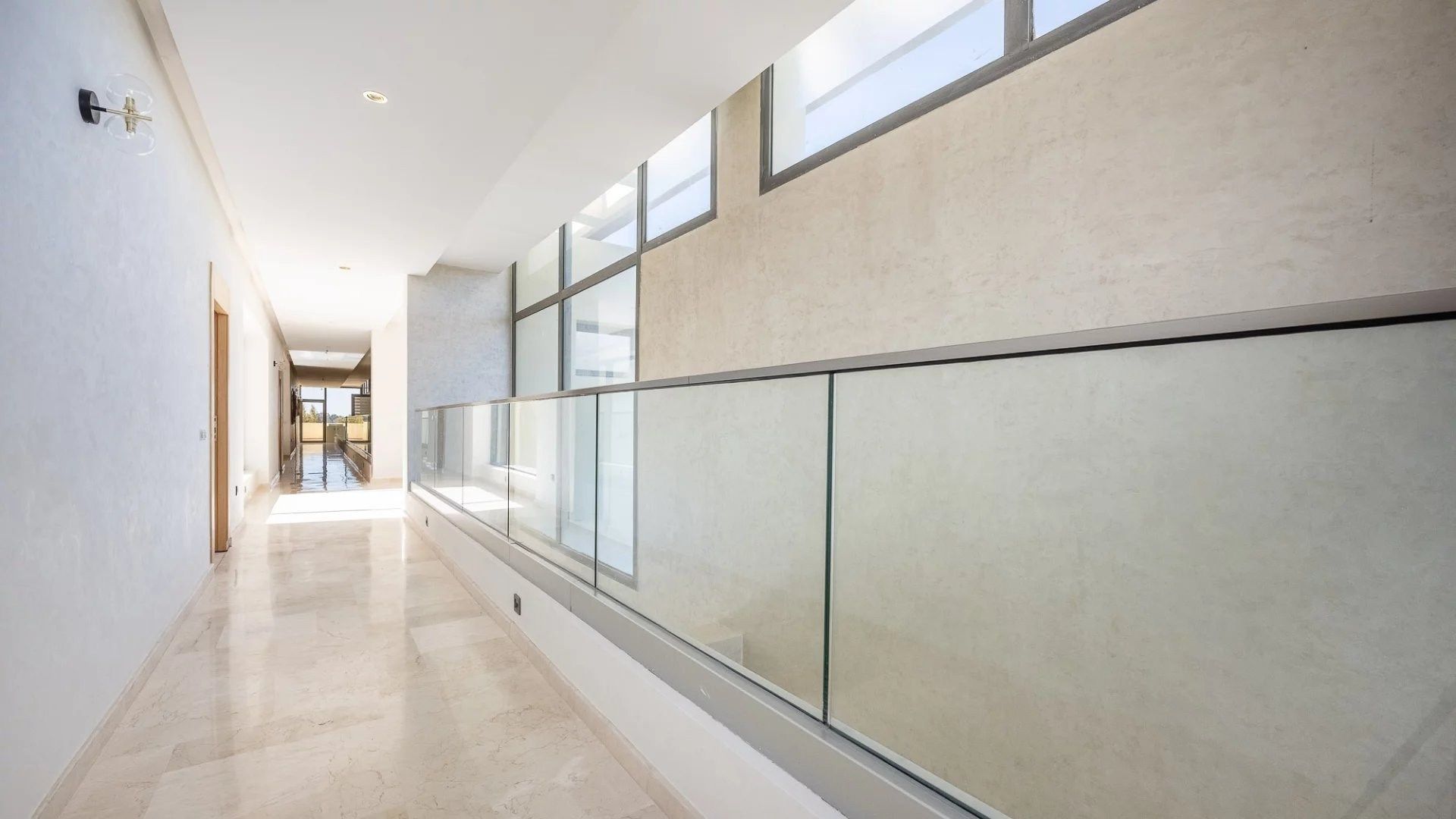 Louer Villa 16&nbsp;pièces 1800&nbsp;m² Marrakech