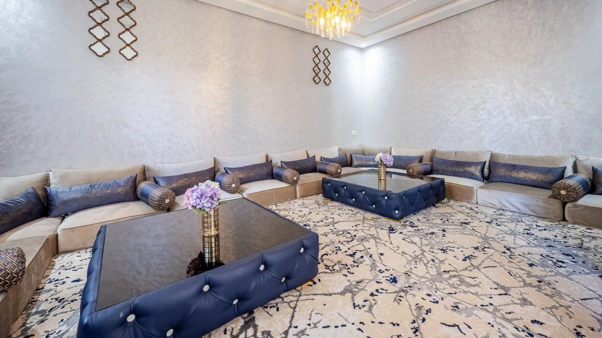 Louer Villa 5&nbsp;pièces 250&nbsp;m² Marrakech