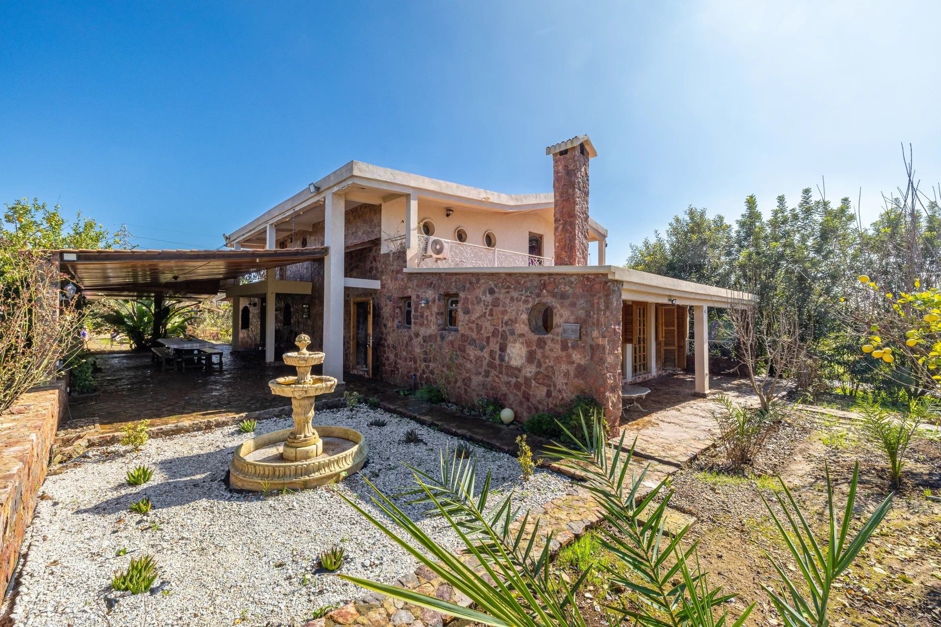 Buy House 15&nbsp;rooms 130000&nbsp;m² Benslimane