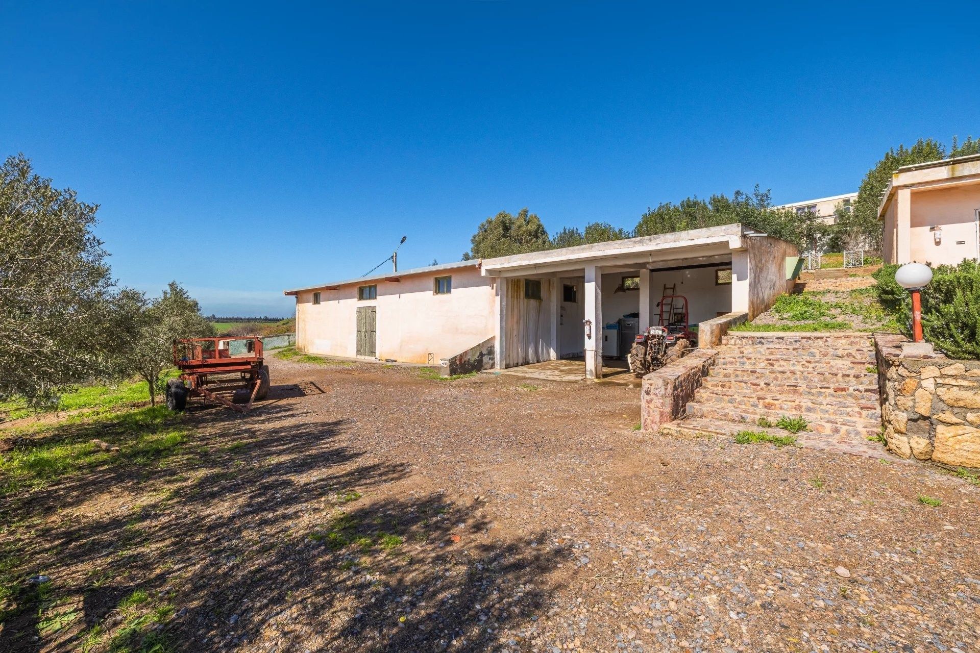Buy House 15&nbsp;rooms 130000&nbsp;m² Benslimane