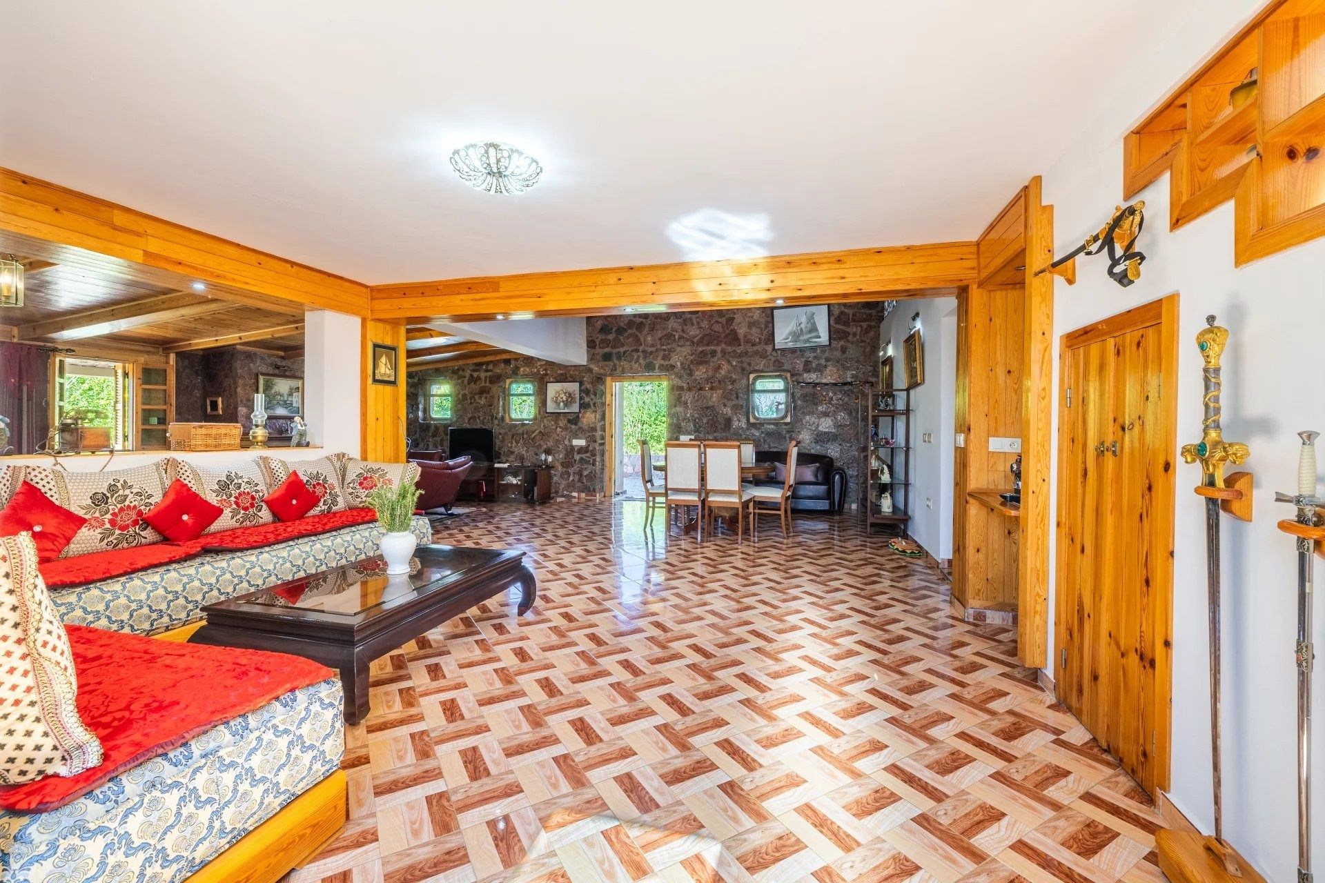 Acheter Maison 15&nbsp;pièces 130000&nbsp;m² Benslimane