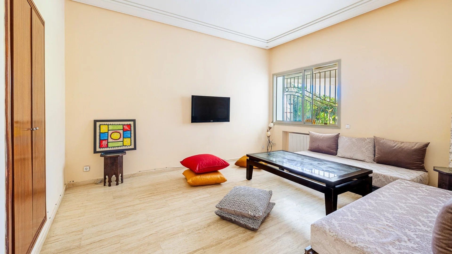 Rent Villa 6&nbsp;rooms 600&nbsp;m² Rabat