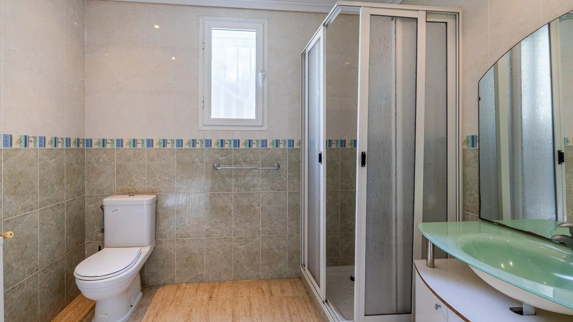 Rent Villa 6&nbsp;rooms 600&nbsp;m² Rabat